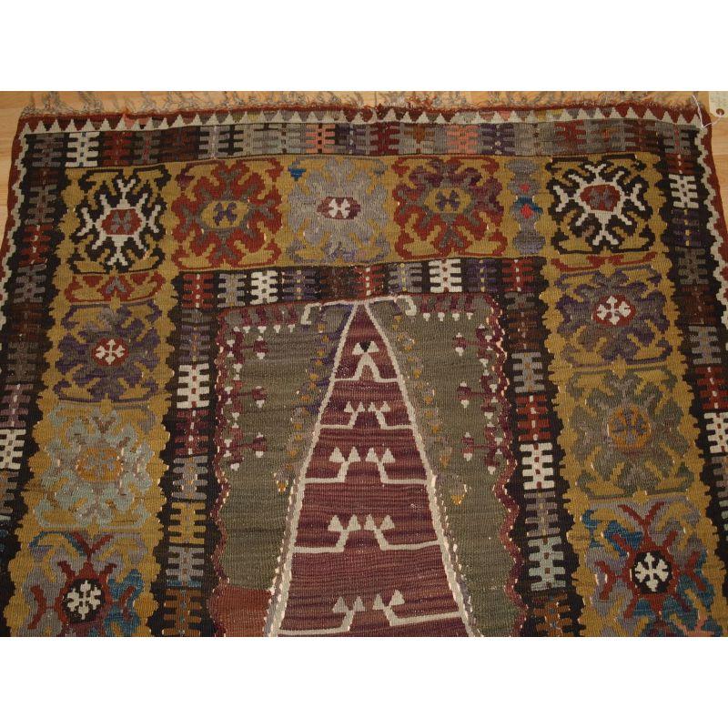 Antique Anatolian Yahyali Prayer Kilim In Good Condition For Sale In Moreton-In-Marsh, GB