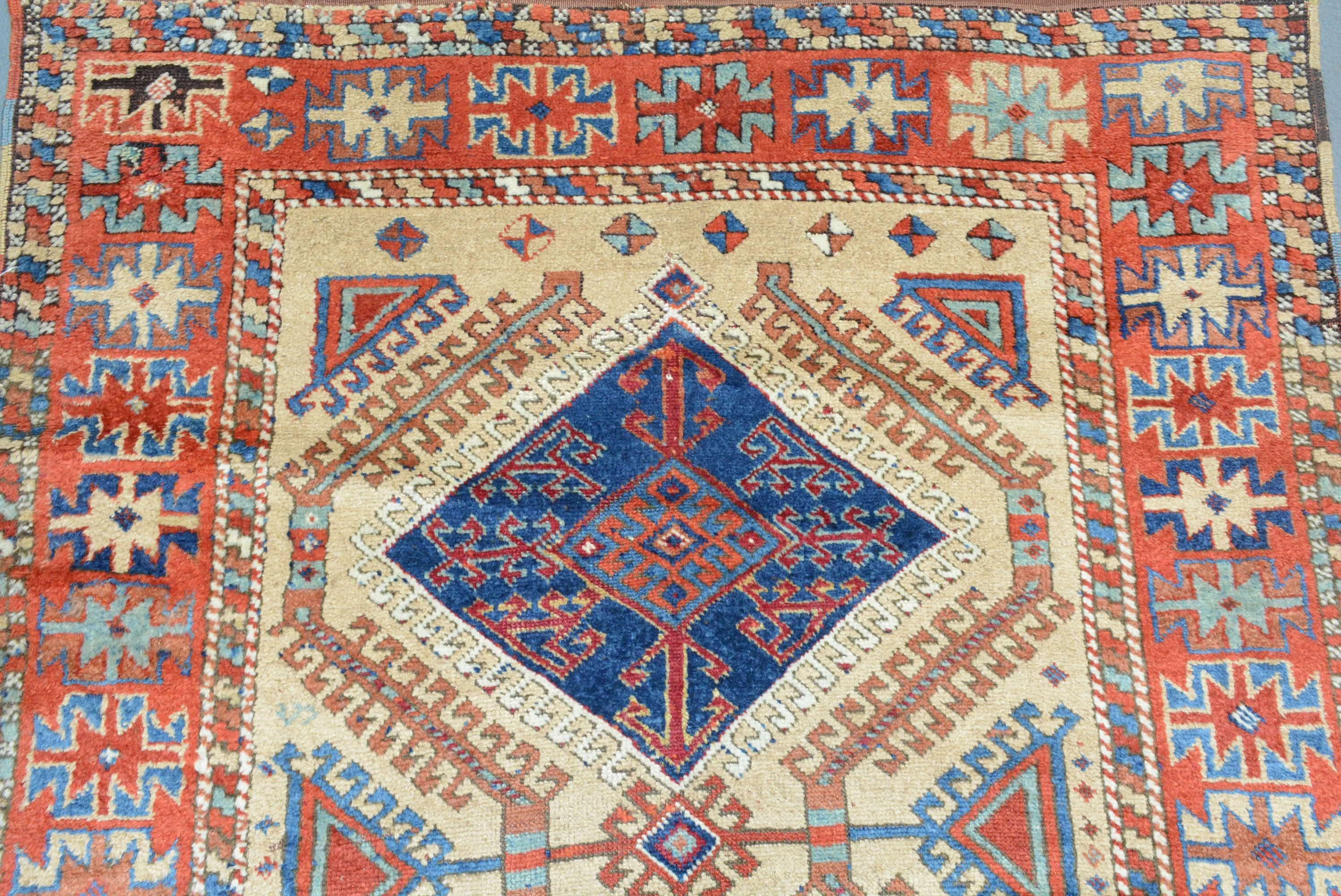 Tribal Tapis antique d'Anatolie Yuruk en vente