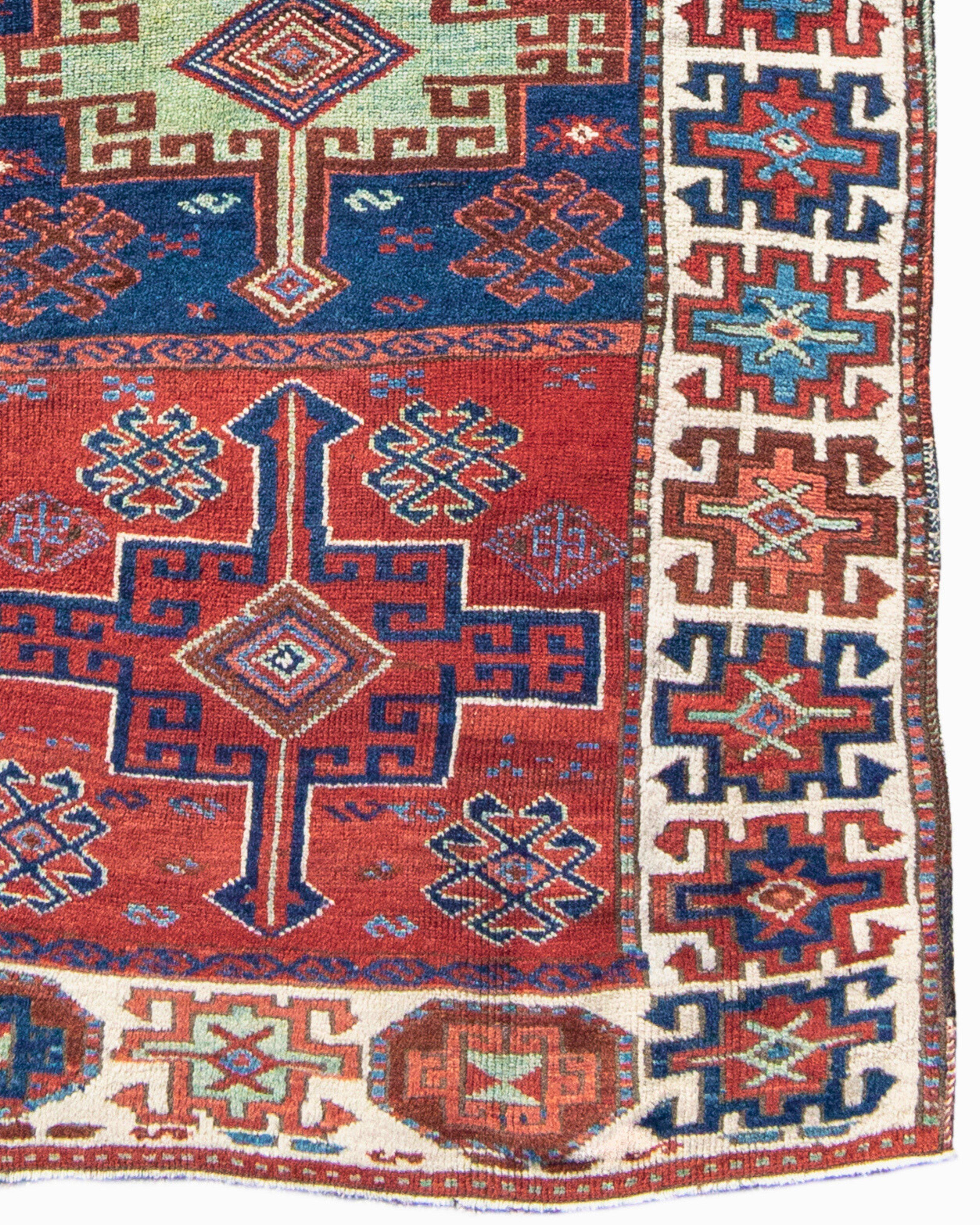 Antique Anatolian Yuruk Rug, Late 19th Century In Excellent Condition For Sale In San Francisco, CA