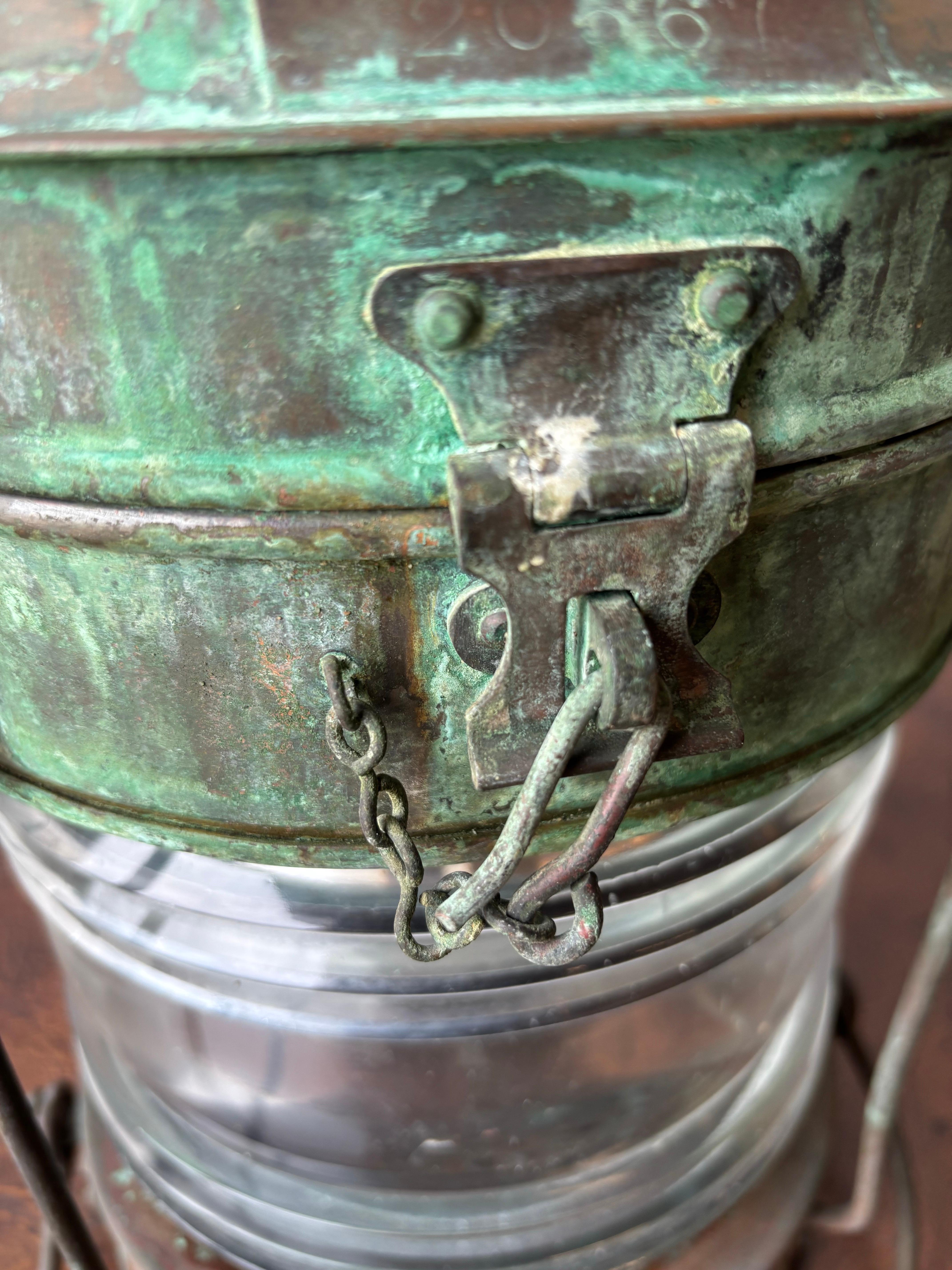 Lanterna navale antica in rame Anchor 