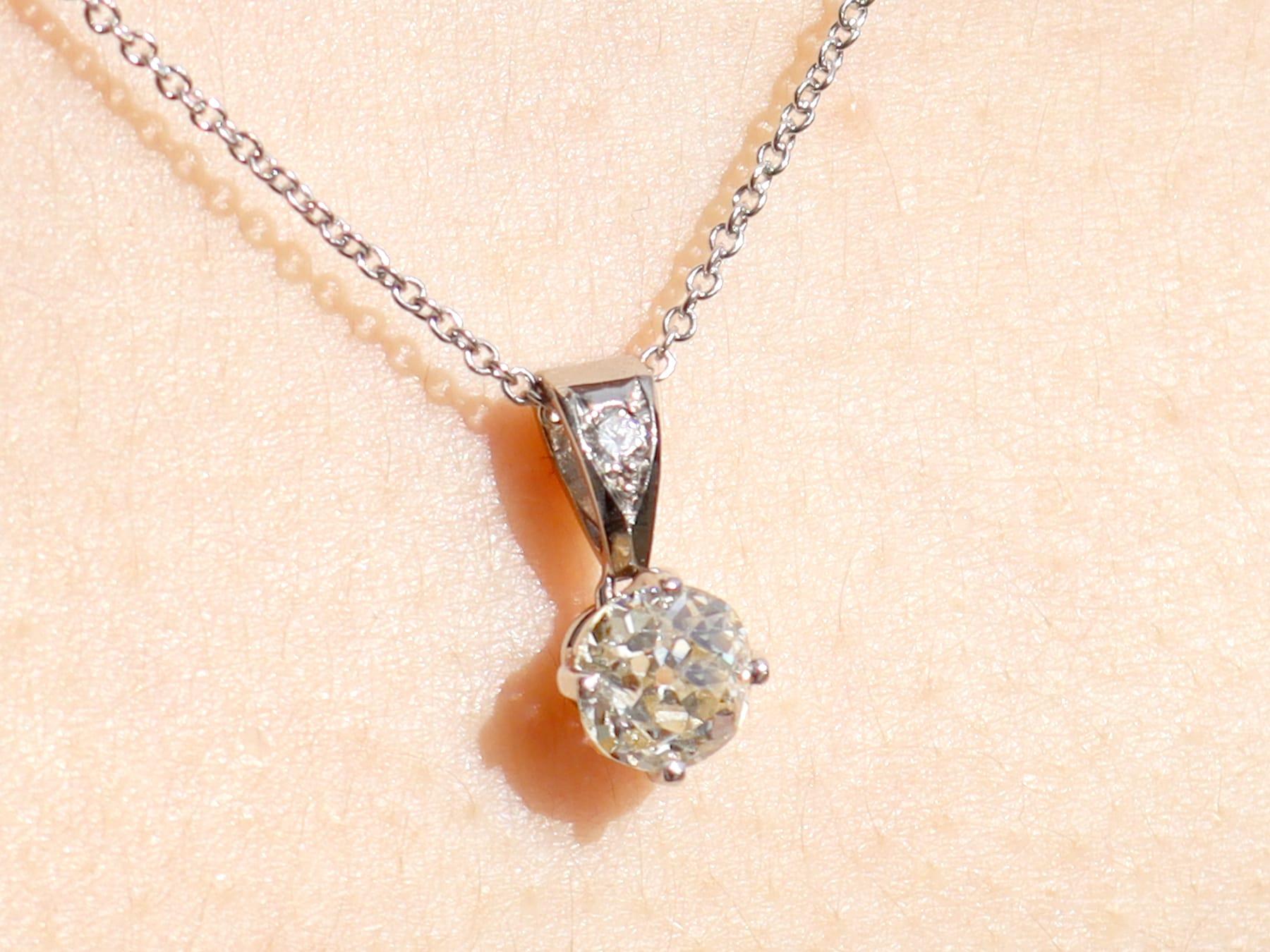 Antique and Contemporary 0.70Ct Diamond and 18k White Gold Pendant For Sale 3