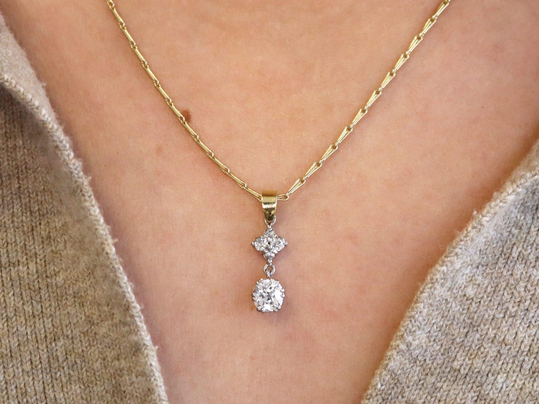 Antique and Contemporary 0.91 Carat Diamond and 18k Yellow Gold Pendant In Excellent Condition For Sale In Jesmond, Newcastle Upon Tyne