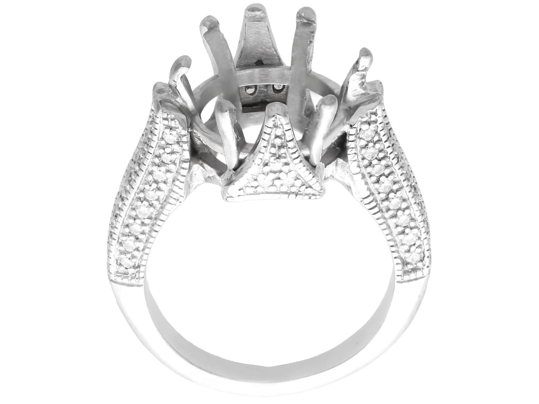 4.89 Carat Diamond and Platinum Solitaire Engagement Ring In Excellent Condition For Sale In Jesmond, Newcastle Upon Tyne