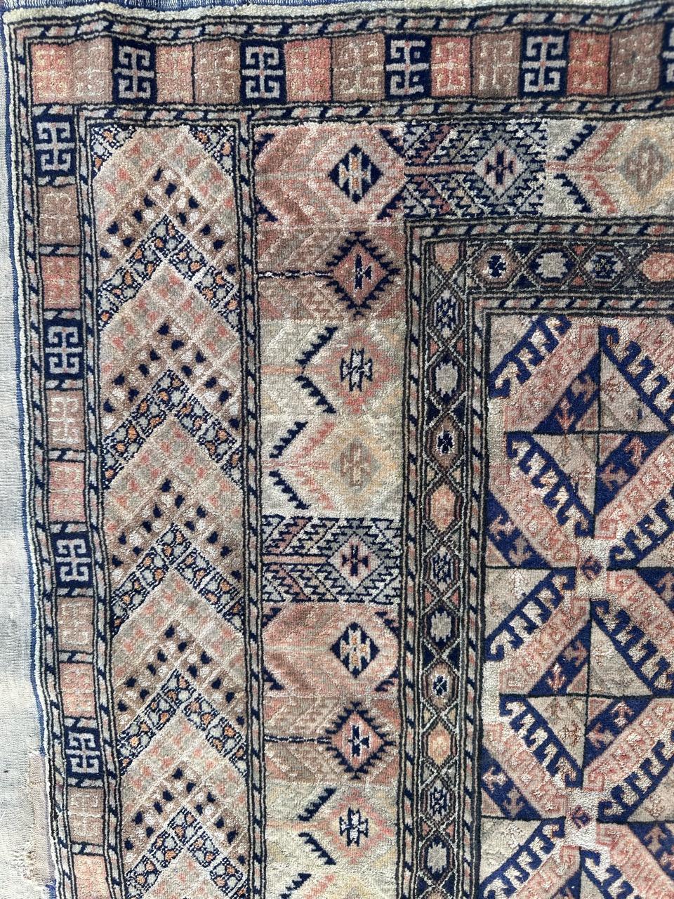 Antico e finissimo tappeto turkmeno in lana e seta In condizioni buone in vendita a Saint Ouen, FR