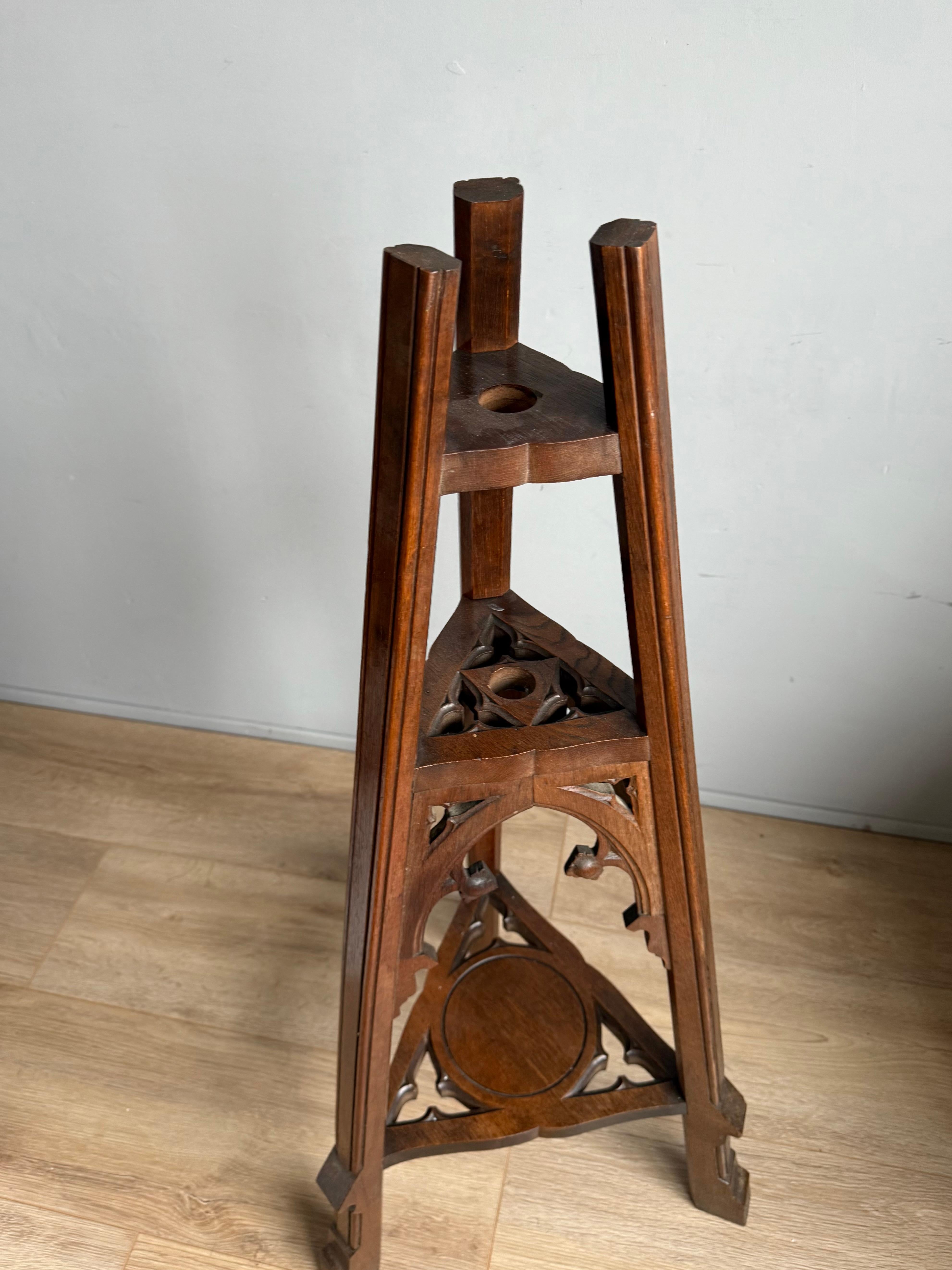 Antiguo caballete de iglesia de roble tallado, caballete de estudio o pedestal de renacimiento gótico en venta 8