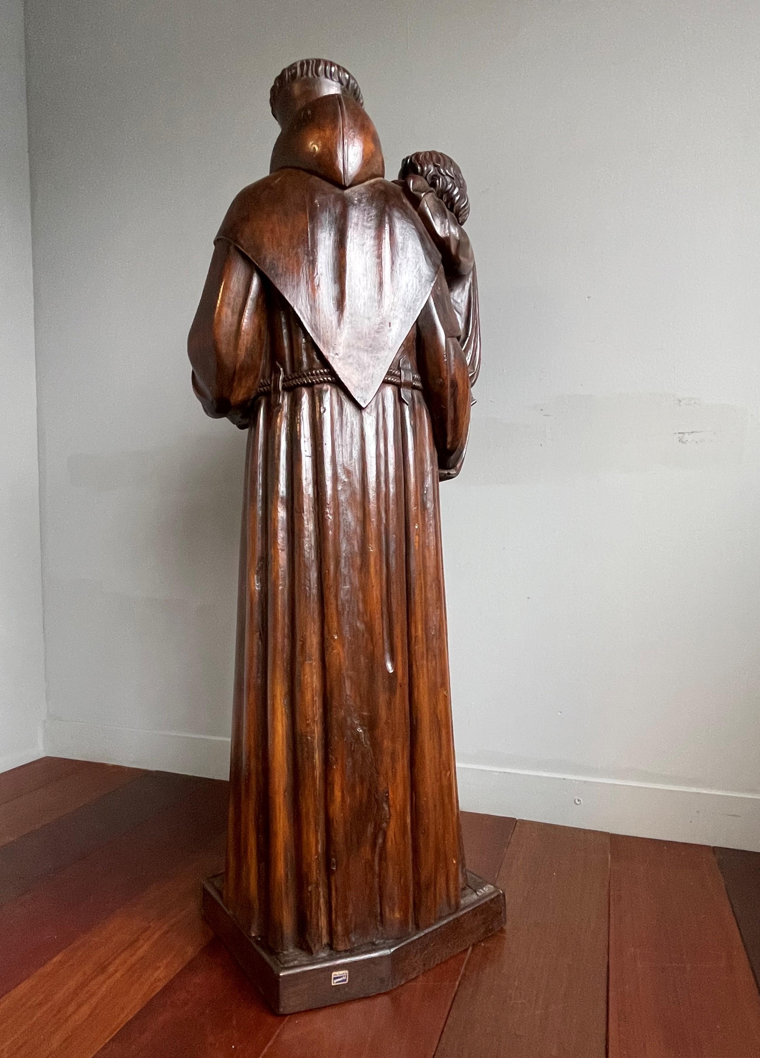 Ancienne et grande sculpture en bois sculptée à la main Saint Antoine et enfant Jésus, années 1880 en vente 5