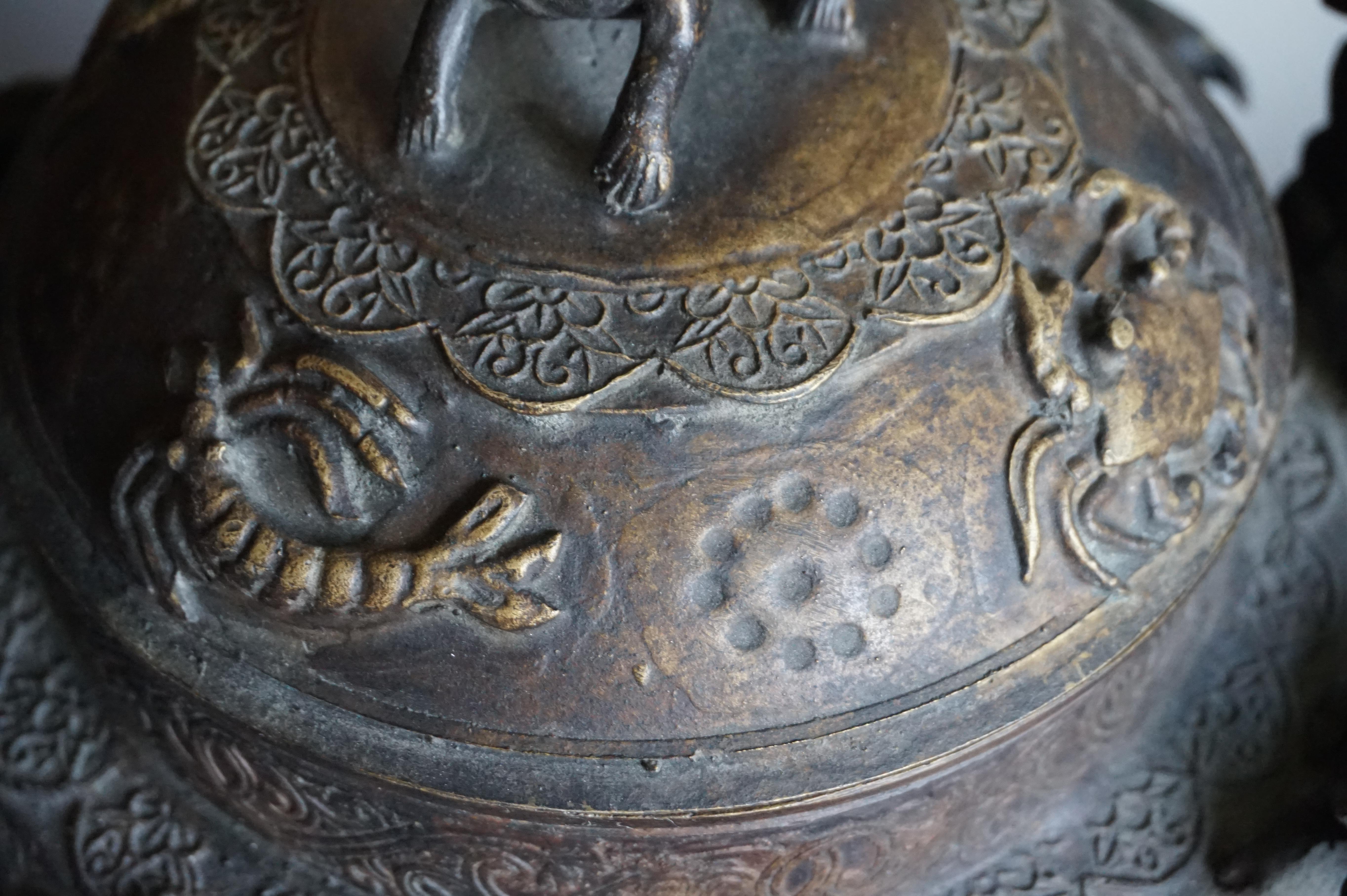 Antique and Largest Ever Malay Brunei Ritual Bronze Kettle w. Animal Sculptures For Sale 8