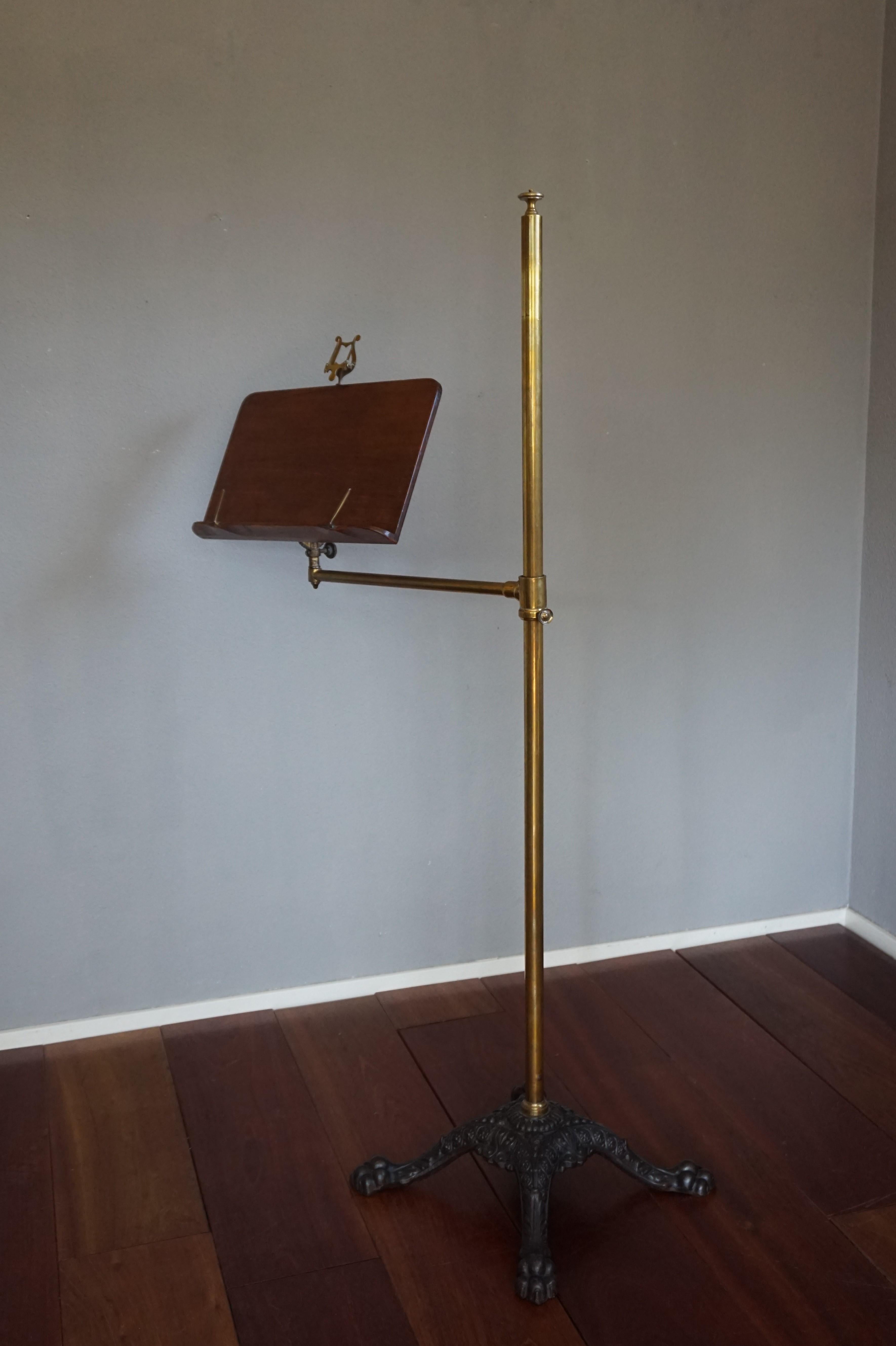 Stunning and dismountable music stand by William Tonks & Son of Birmingham, England.

This marked music stand from the late 1800s is a perfect example of the quality and beauty of the handcrafted items from that era. With the beautifully designed