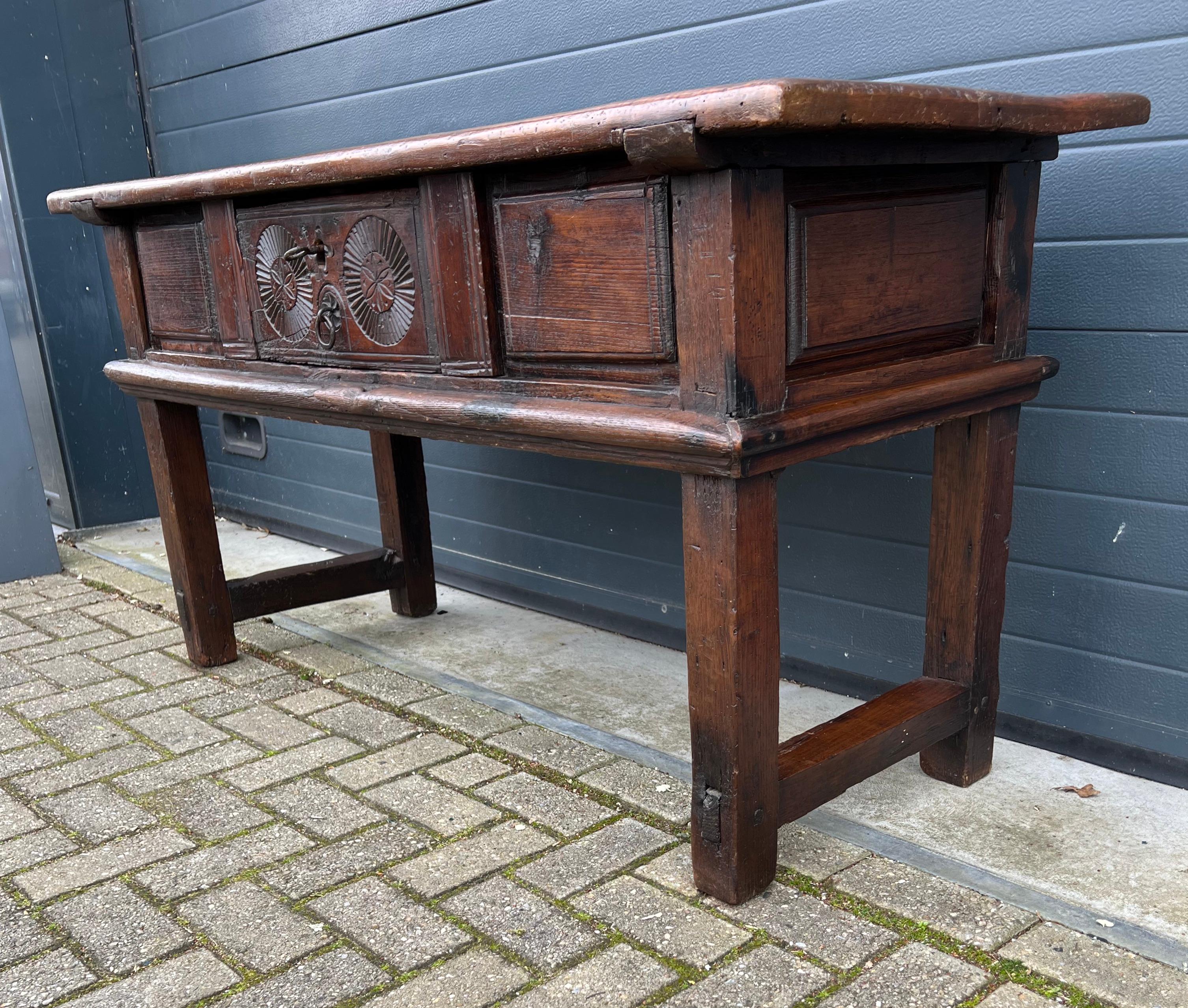 Hand-Carved Antique and Rustic Mid 1700s Carved Chestnut Spanish Countryside Console Table For Sale