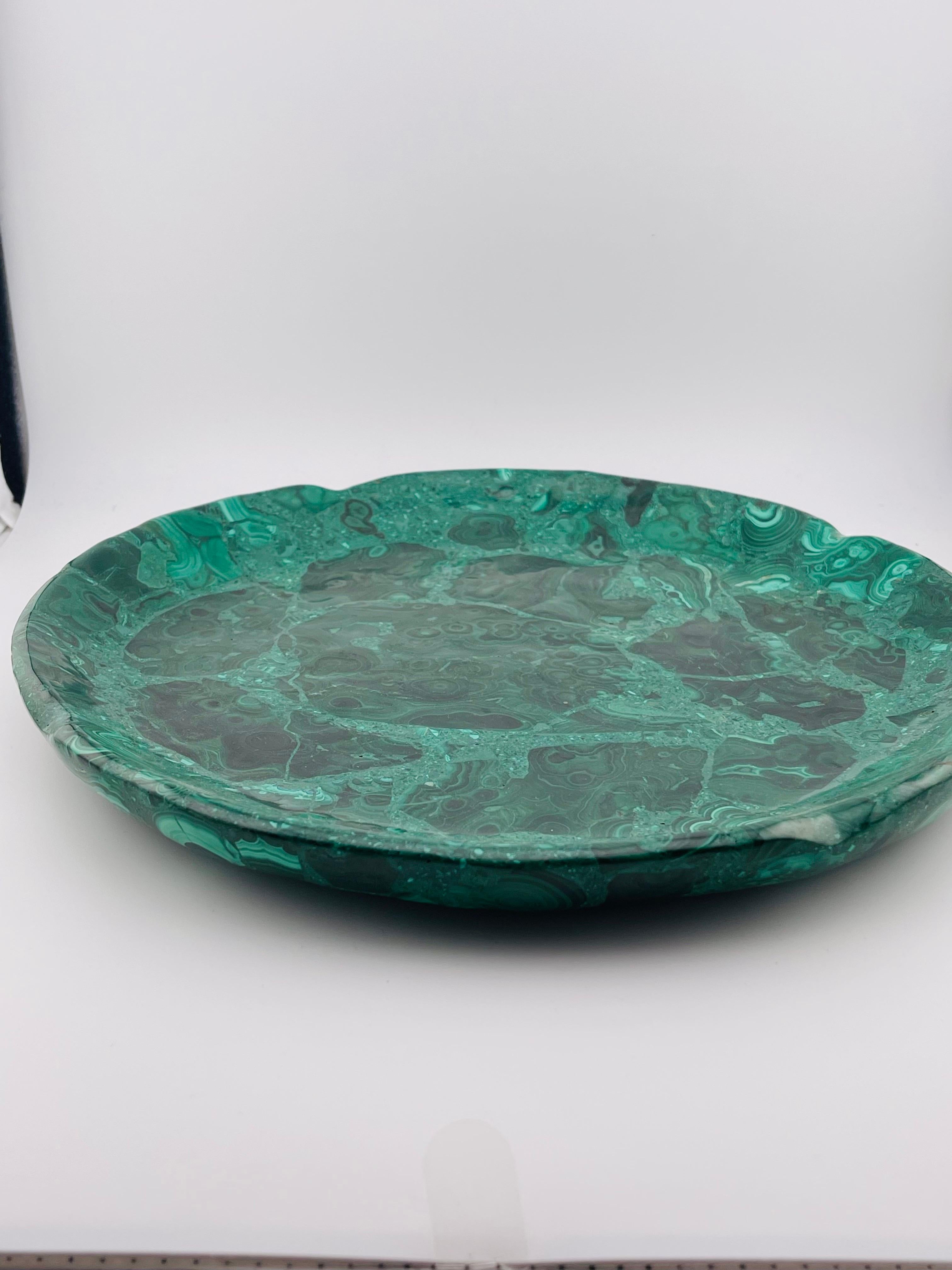 Ciotola/piatto in malachite antica e solida, peso 1,85 kg/4,07 lbs in vendita 4