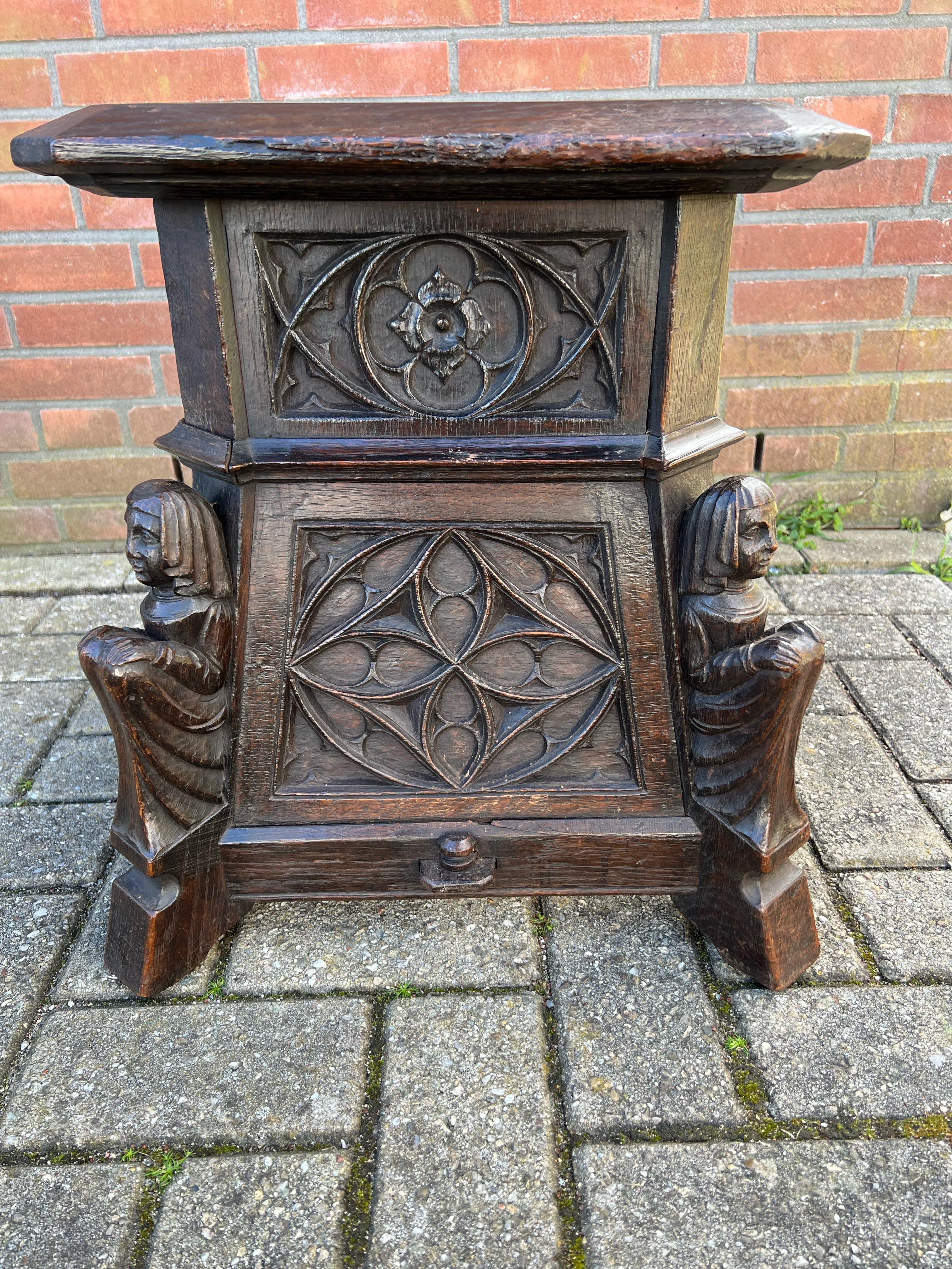 Antique and Strong & Heavy Oak Gothic Revival Stool, Pedestal Stand or End Table For Sale 11