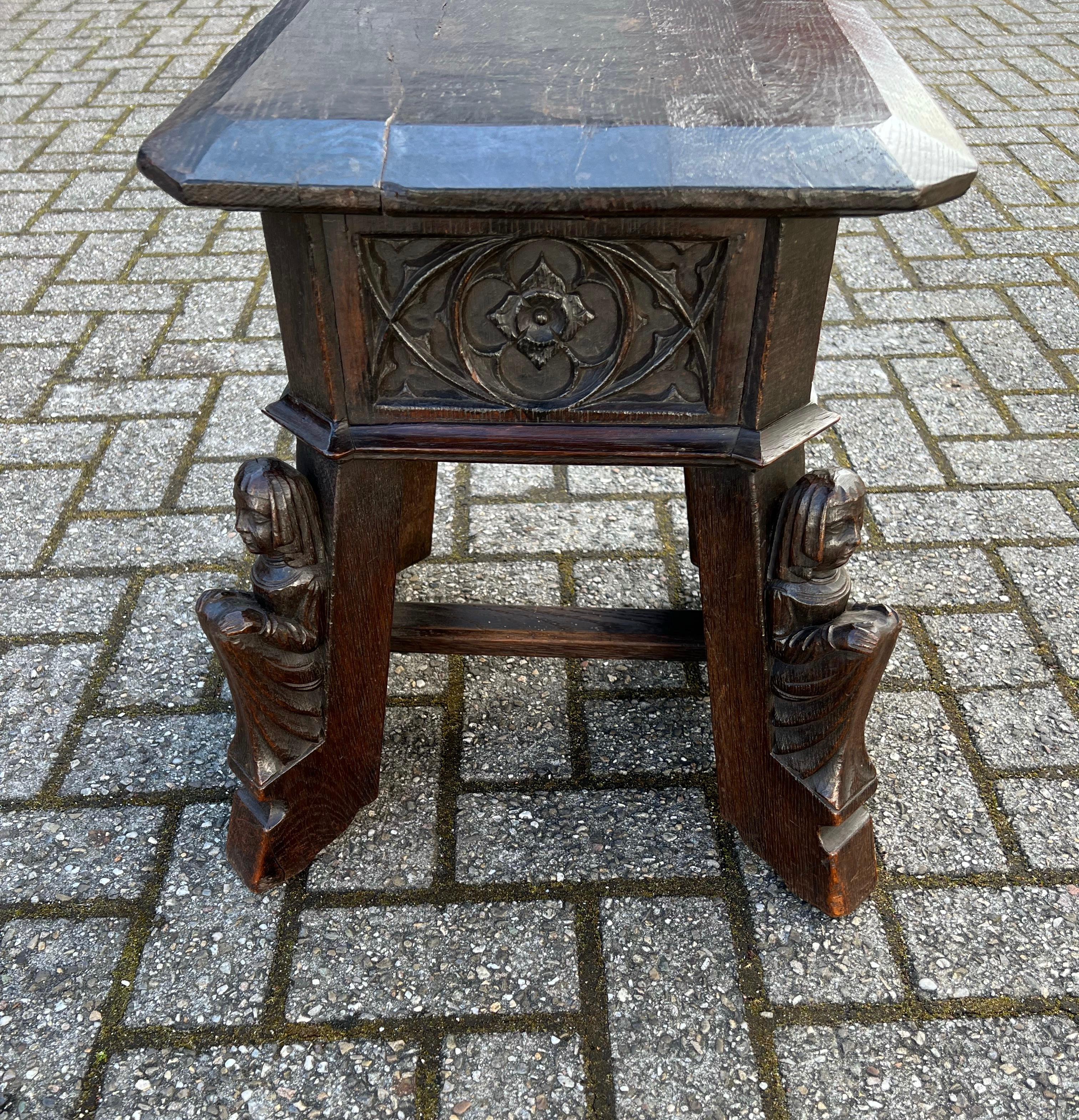 European Antique and Strong & Heavy Oak Gothic Revival Stool, Pedestal Stand or End Table For Sale