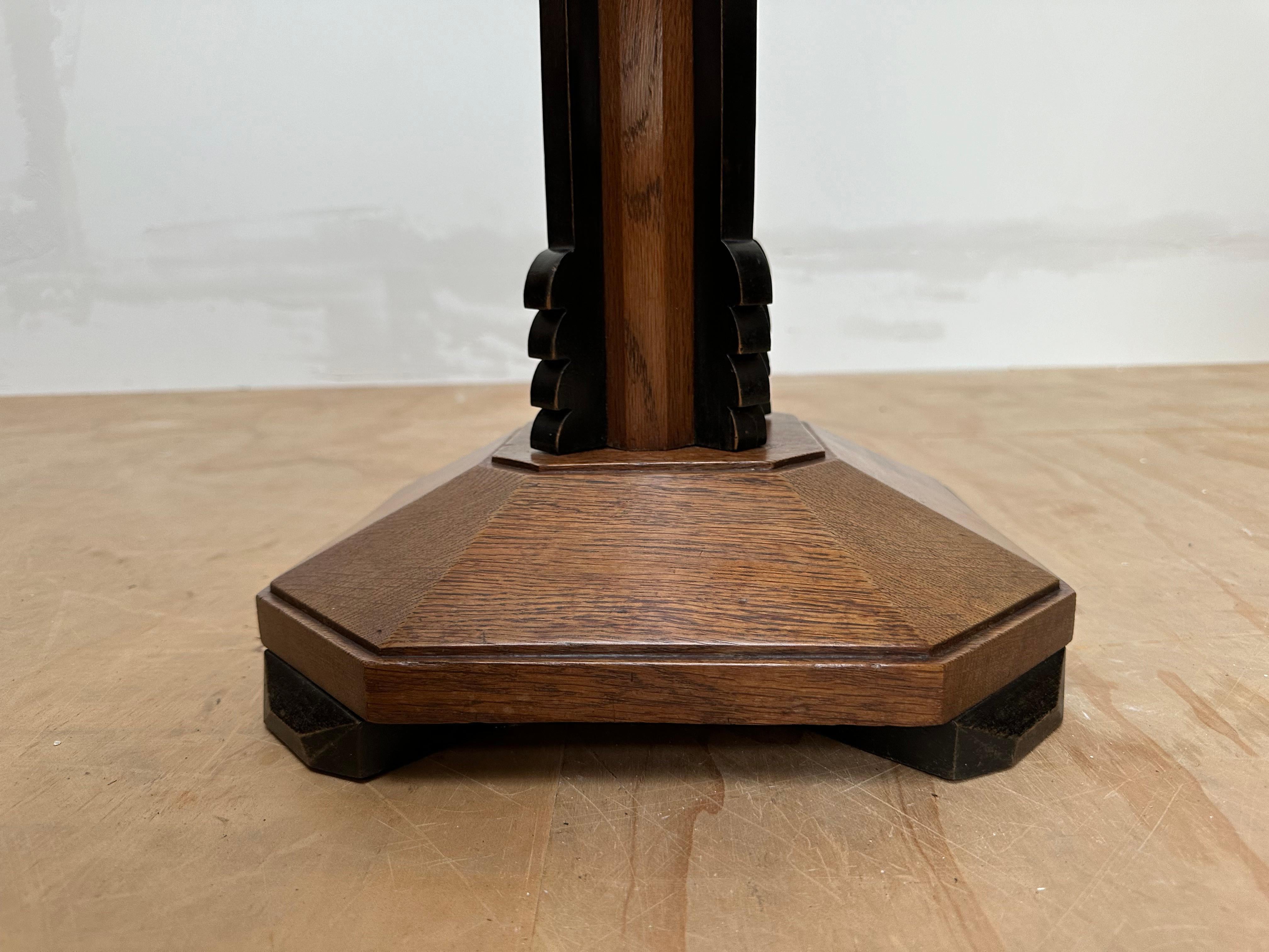 Rare & Stylish Dutch Arts & Crafts Hand Crafted Oak Floor Lamp Shade Base, 1910s For Sale 13