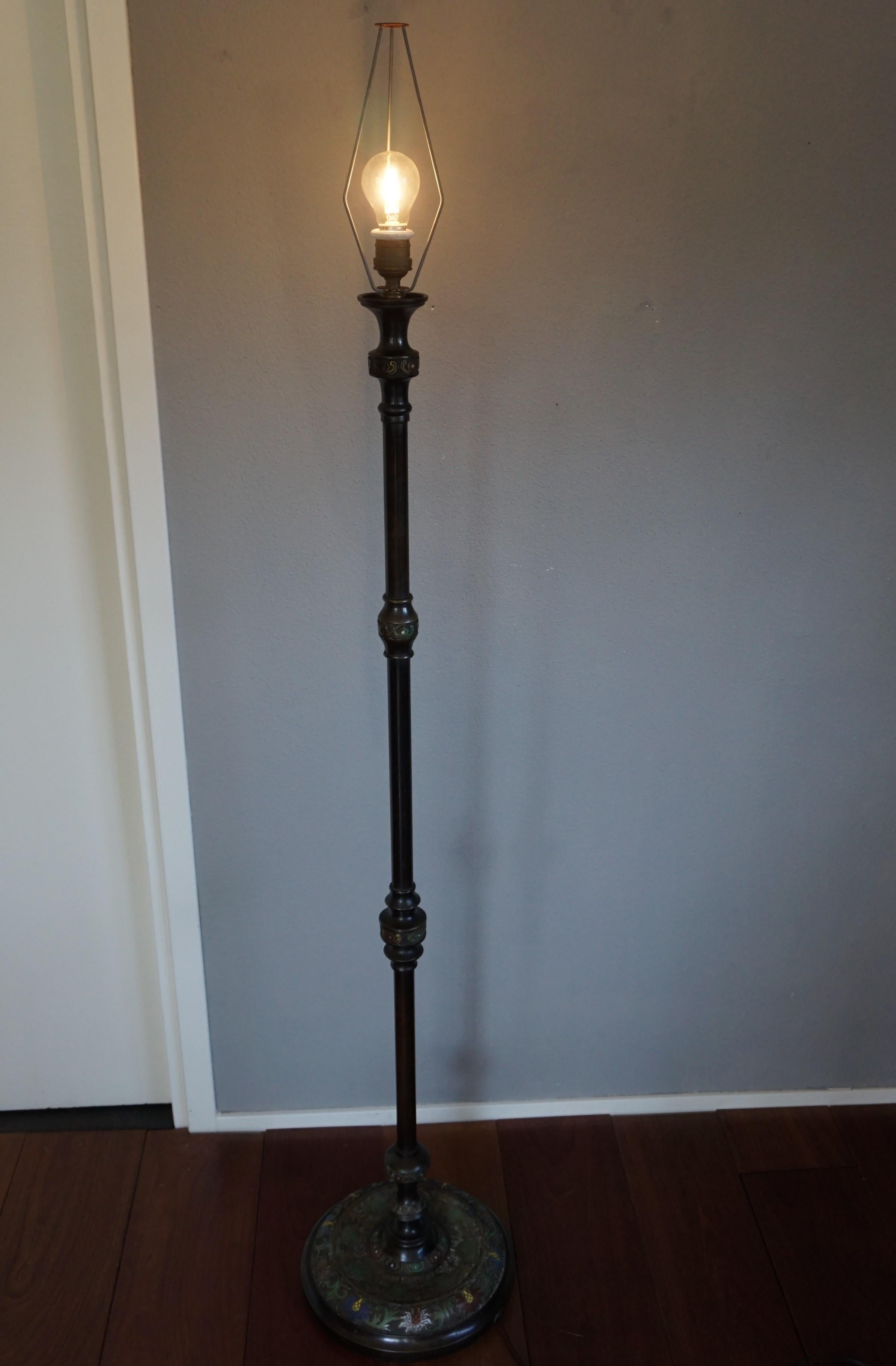 Antique and Stylish Japanese Meiji Era Bronze Floor Lamp with Cloisonné Inlay 10