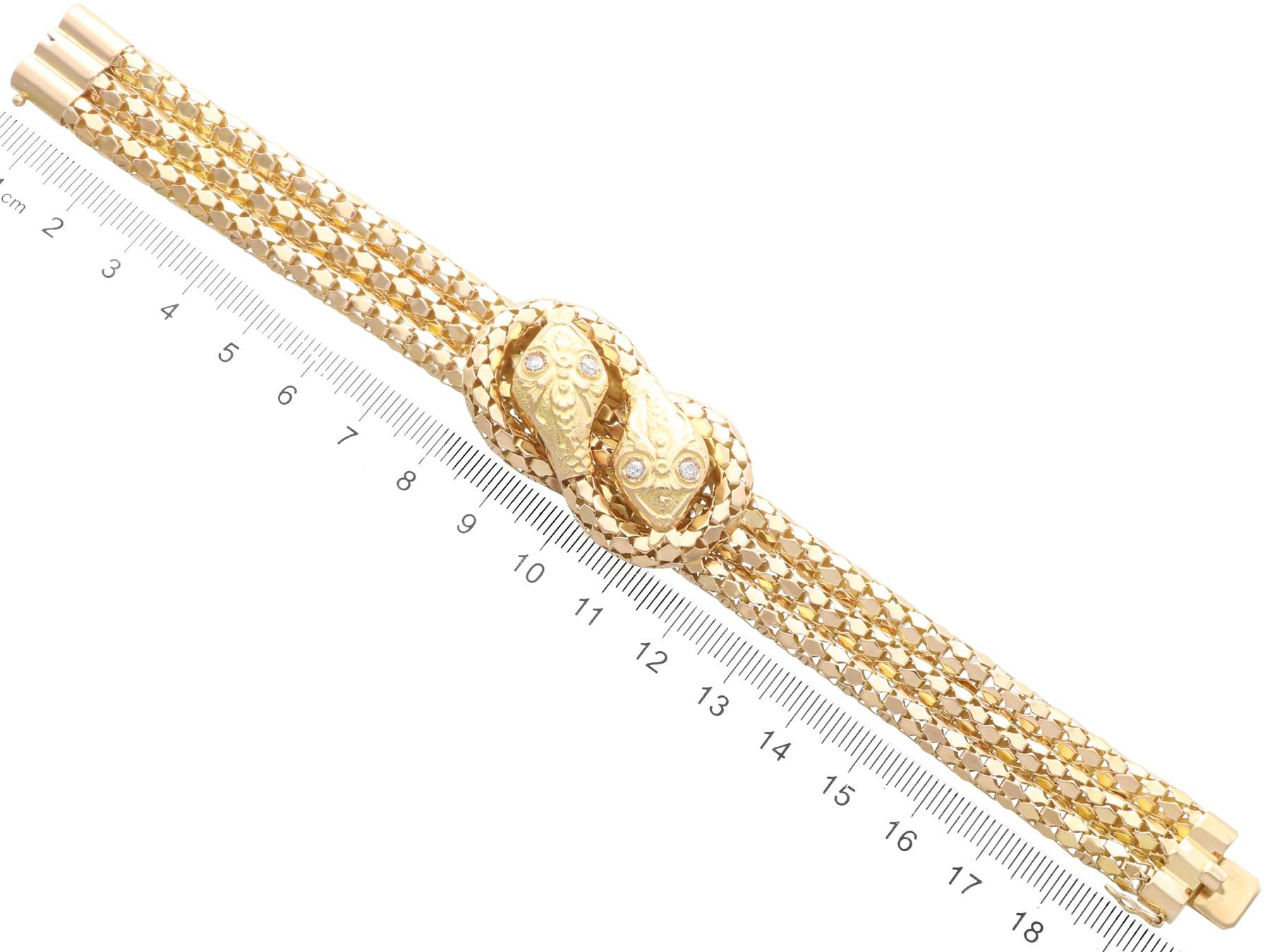 Antique and Vintage 0.25 Carat Diamond and 18k Yellow Gold Snake Bracelet For Sale 6