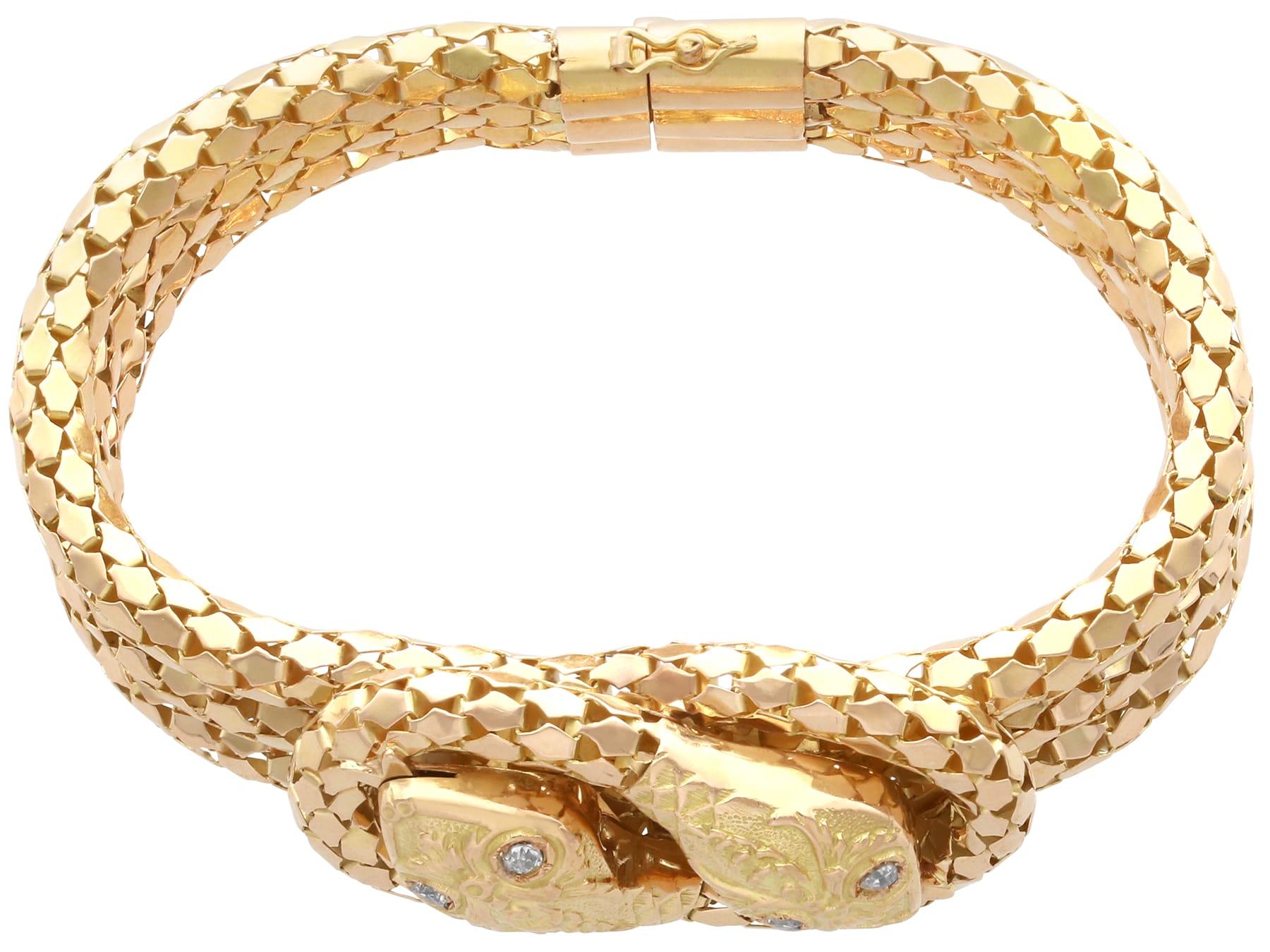 Women's or Men's Antique and Vintage 0.25 Carat Diamond and 18k Yellow Gold Snake Bracelet For Sale