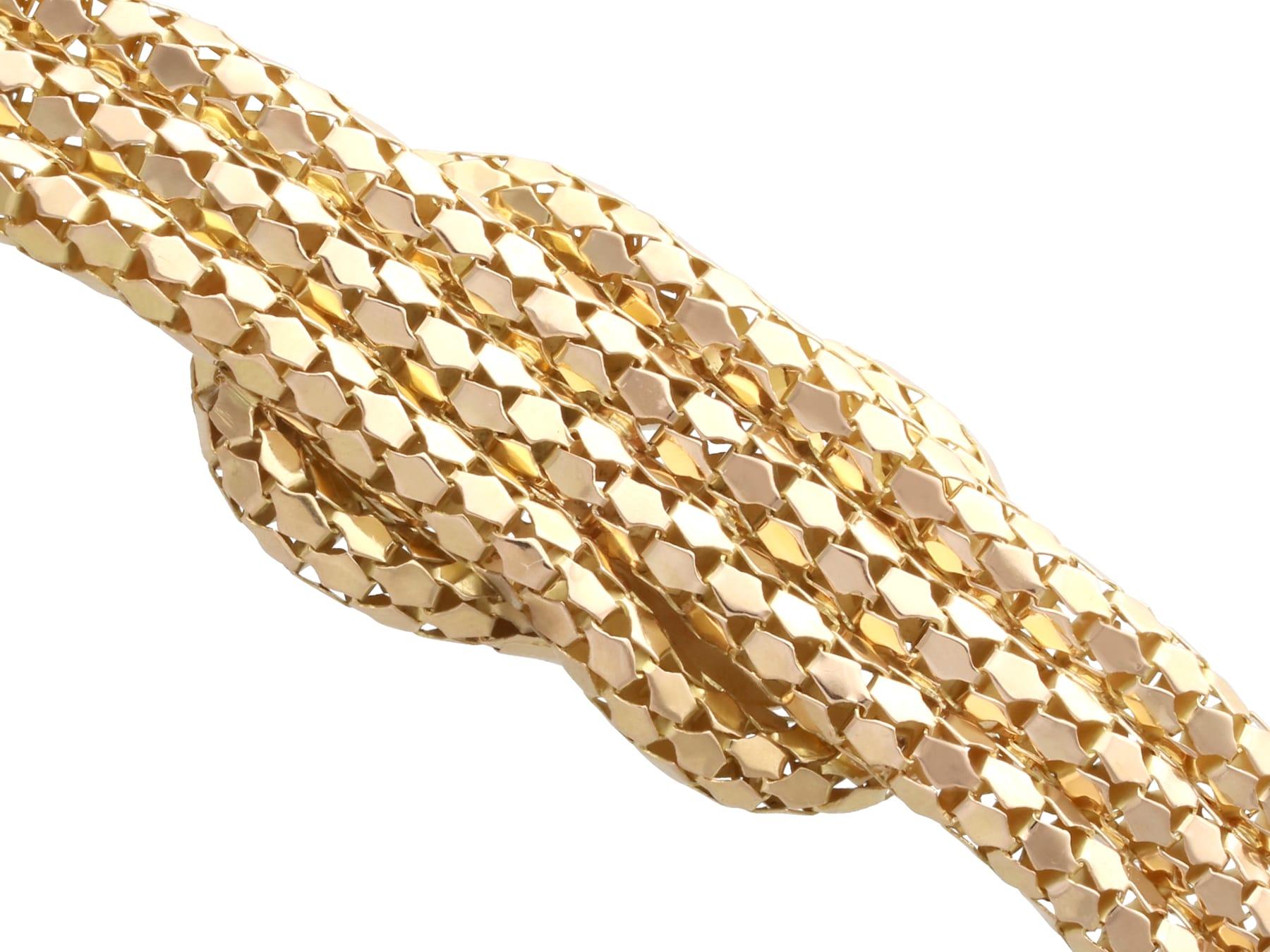 Antique and Vintage 0.25 Carat Diamond and 18k Yellow Gold Snake Bracelet For Sale 3