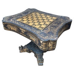 Ancienne table à jeux laquée de style anglo-chinois, vers 1850