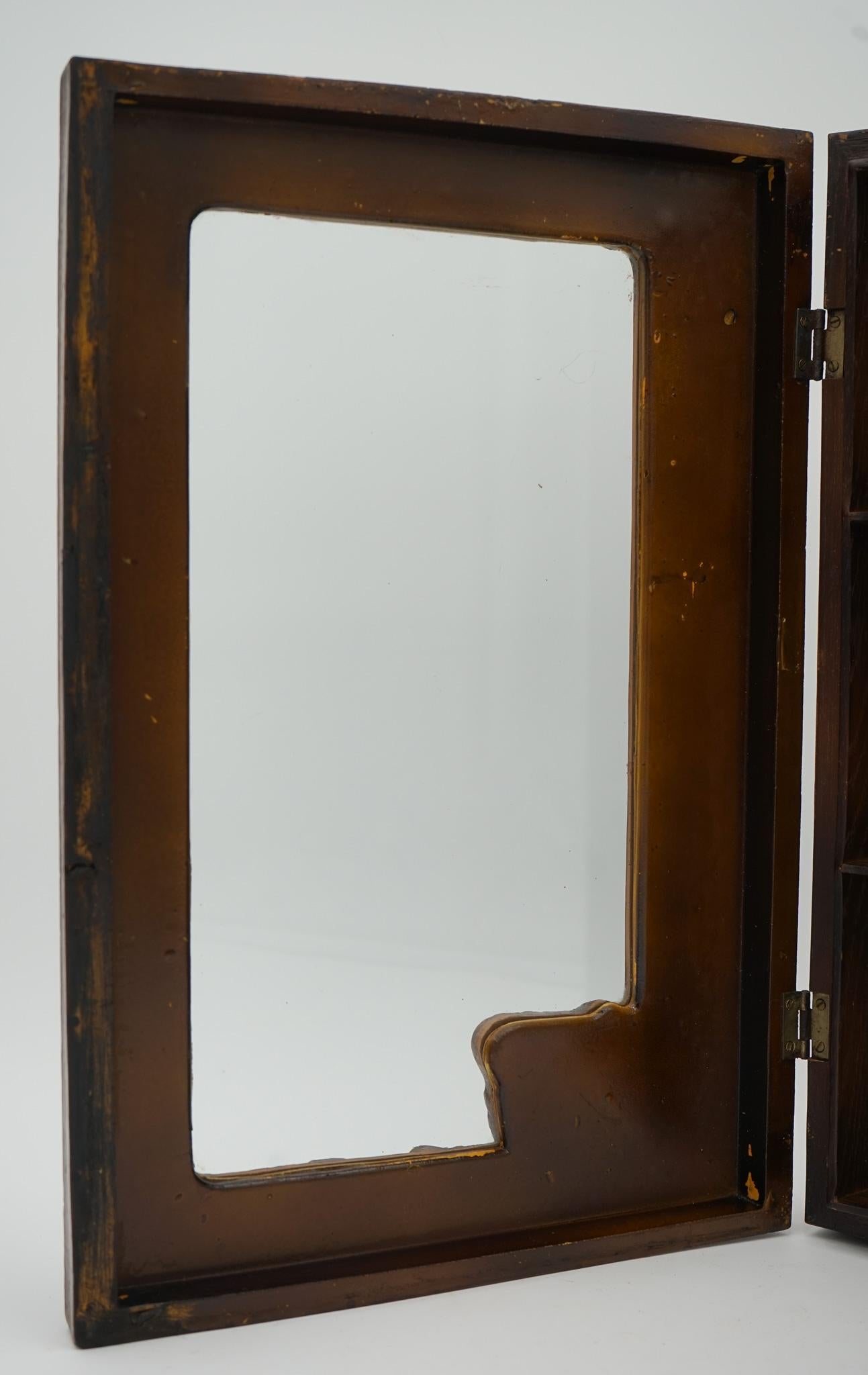 ANTIQUE ANGLO DUTCH CIGAR CO. WILLEM II OAK GLAZED SHOP COUNTER DISPLAY CABiNET For Sale 6