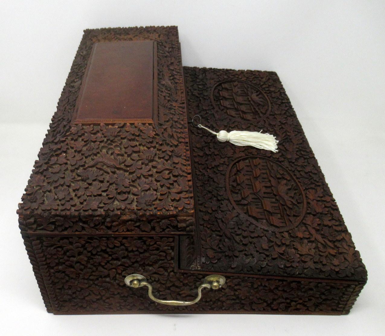 Antique Anglo-Indian Bombay Carved Sandalwood Writing Slope Box Mid-19th Century 5