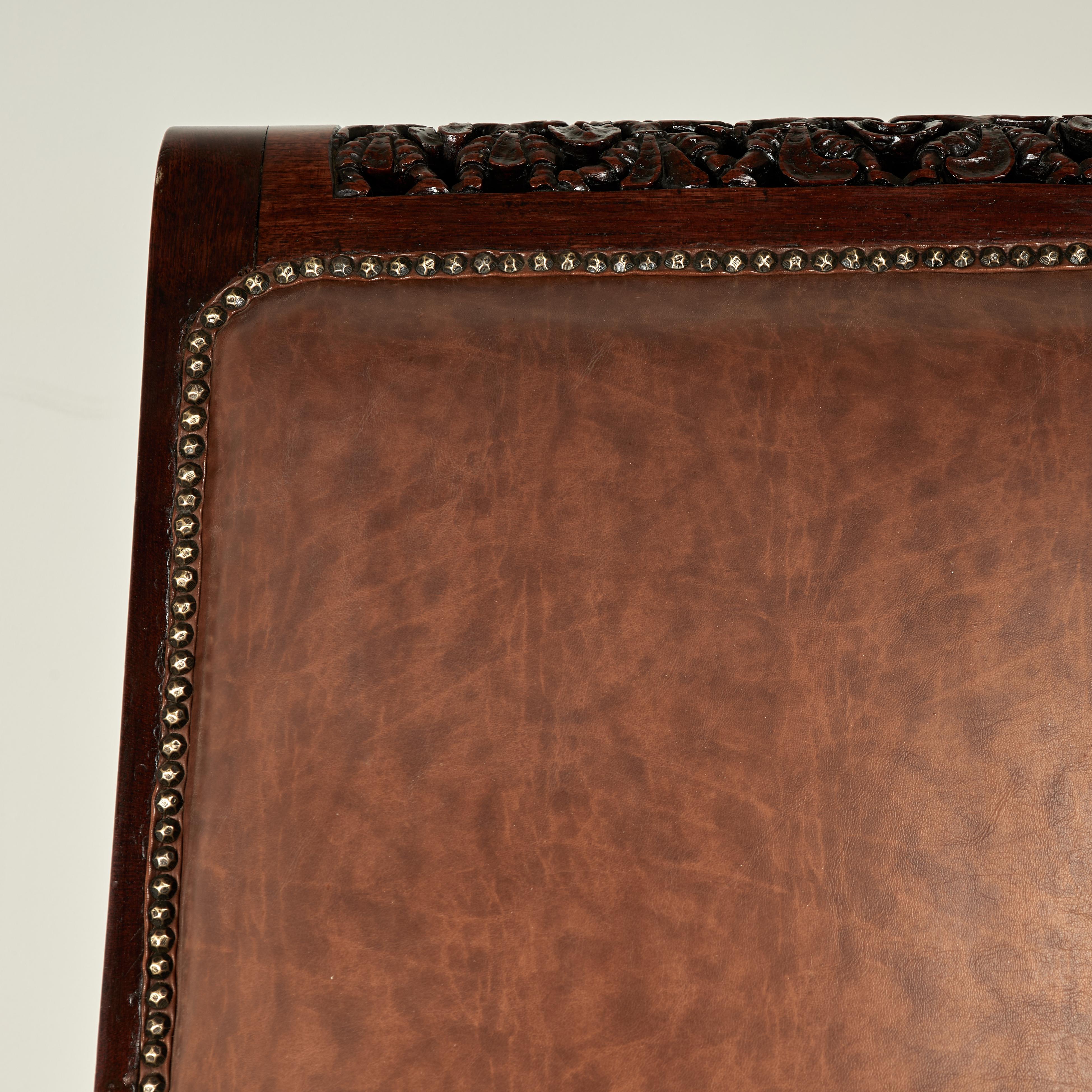 Antike Anglo Indian British Colonial geschnitzt Plantage oder Pflanzer Stuhl (Handgeschnitzt) im Angebot