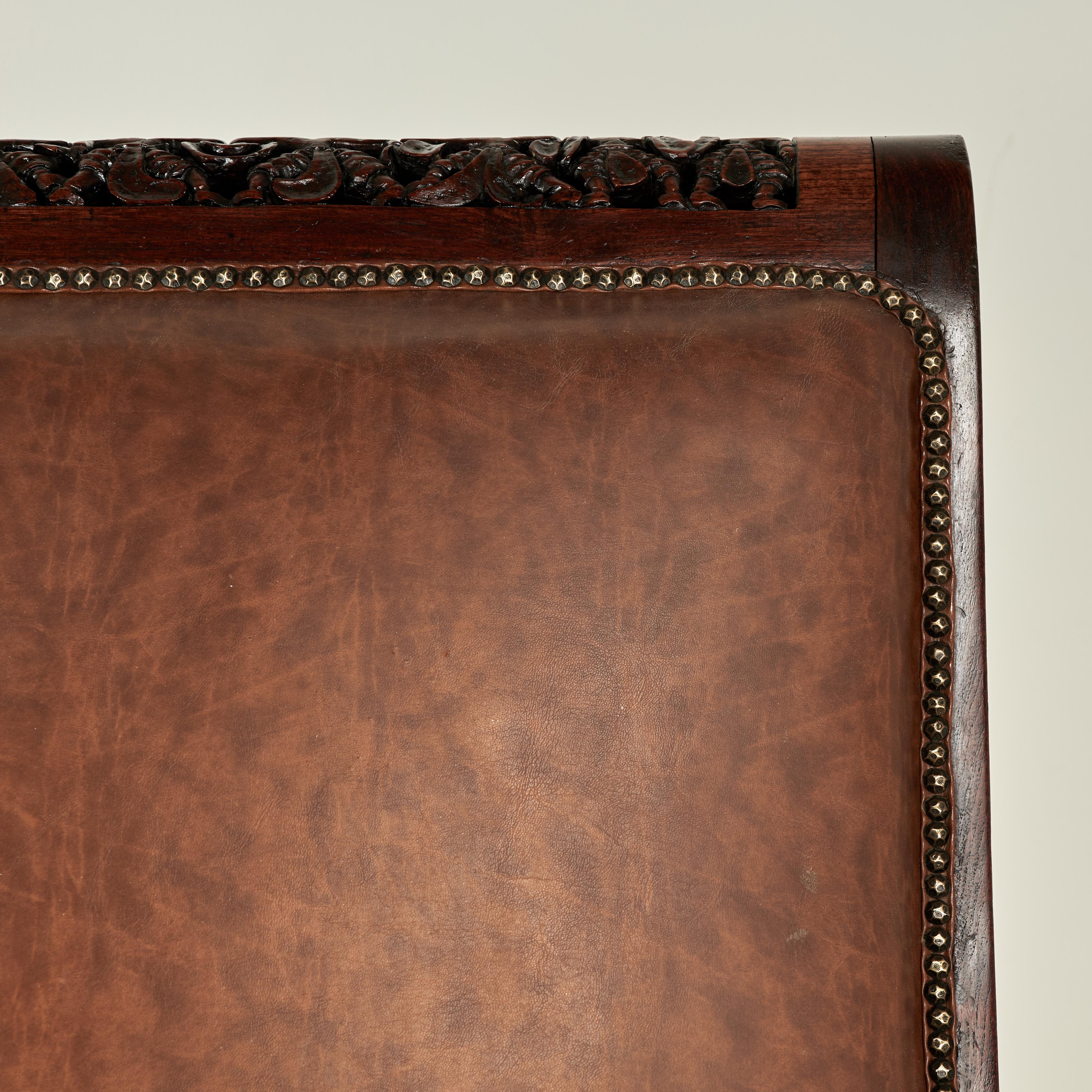 Antike Anglo Indian British Colonial geschnitzt Plantage oder Pflanzer Stuhl im Zustand „Gut“ im Angebot in Palm Beach, FL