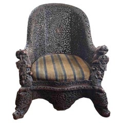 Antiker anglo-indischer/ burmesischer Stuhl, Profusely Handgeschnitzte Dekoration, 19. Jahrhundert