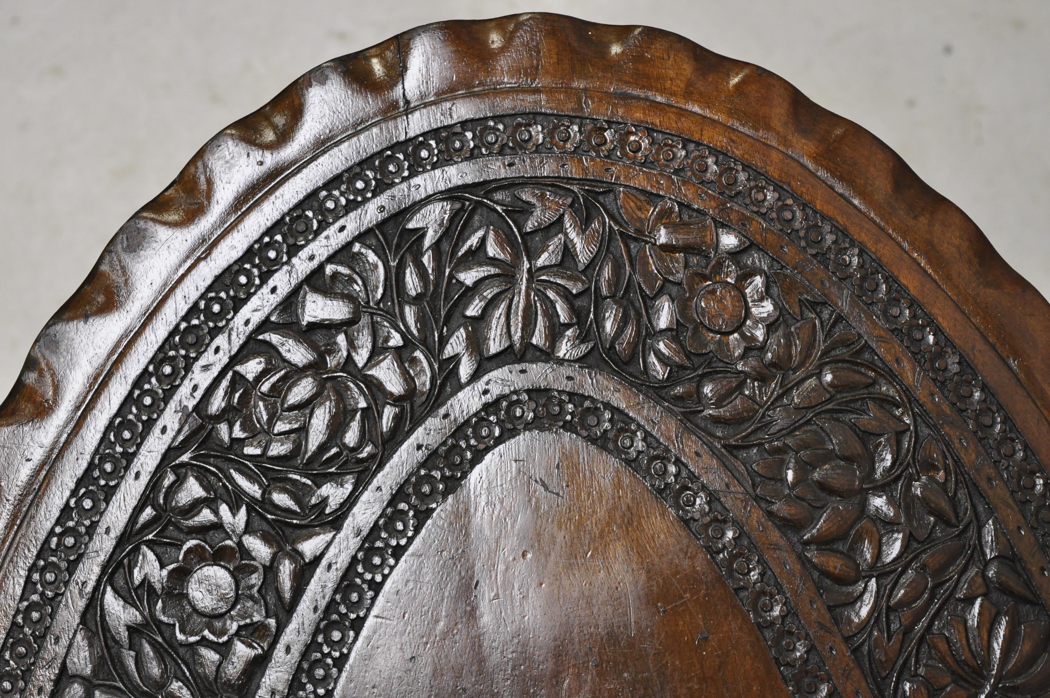 20th Century Antique Anglo Indian Georgian Small Paw Feet Oval Mahogany Coffee Table 'A'