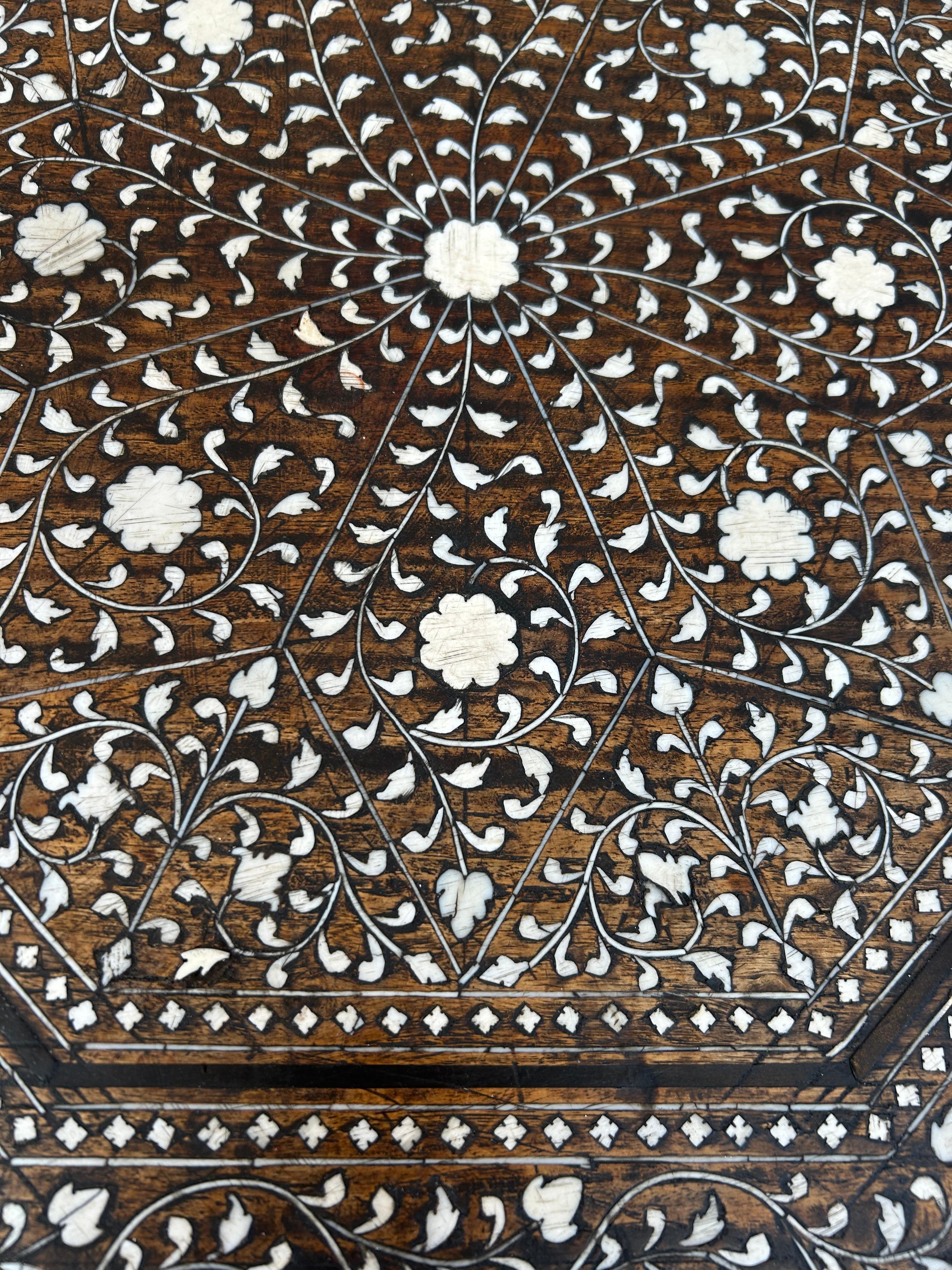 Hand-Crafted Antique Anglo Indian Hoshiarpur Octagonal Table For Sale