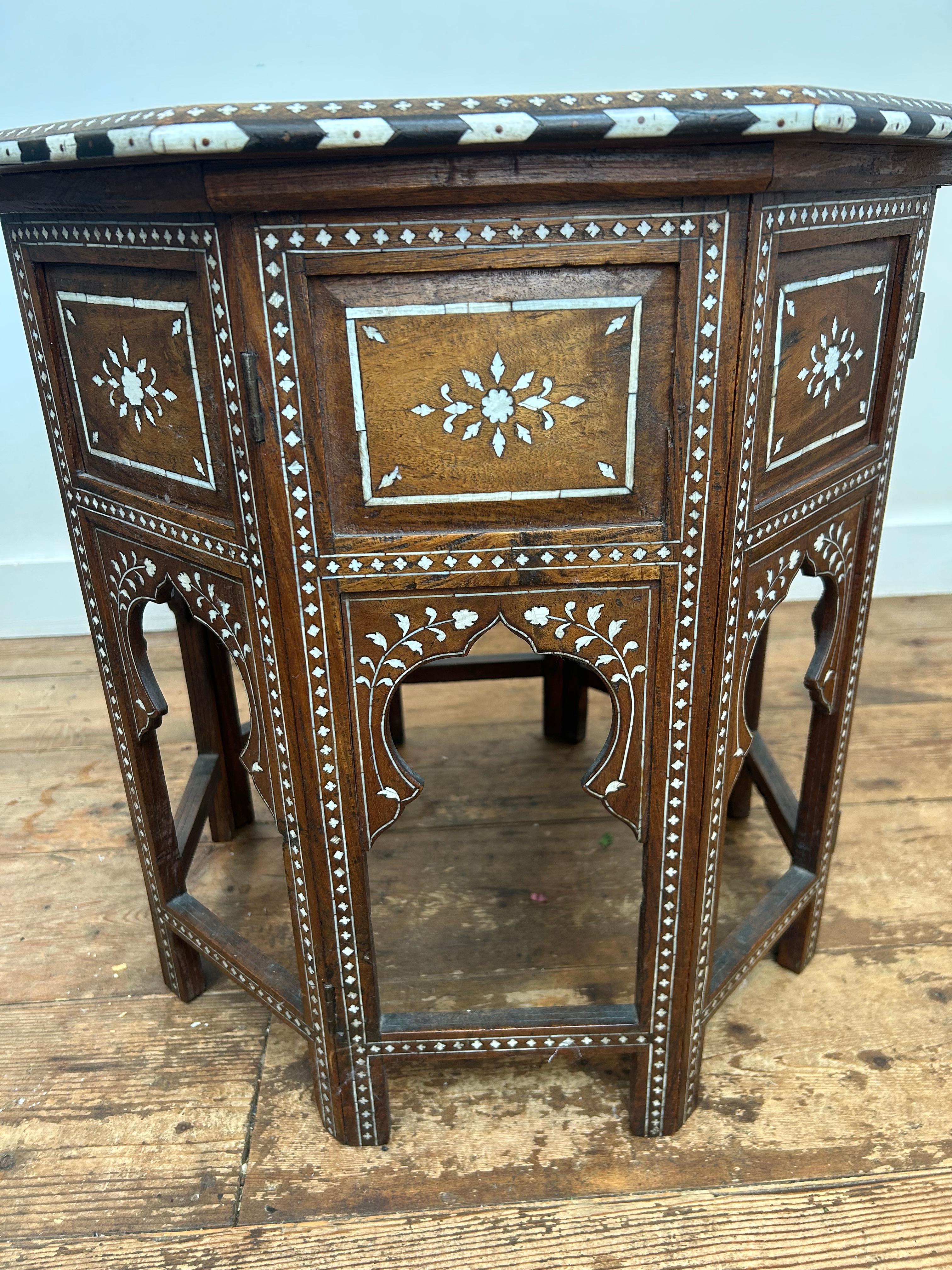 19th Century Antique Anglo Indian Hoshiarpur Octagonal Table For Sale