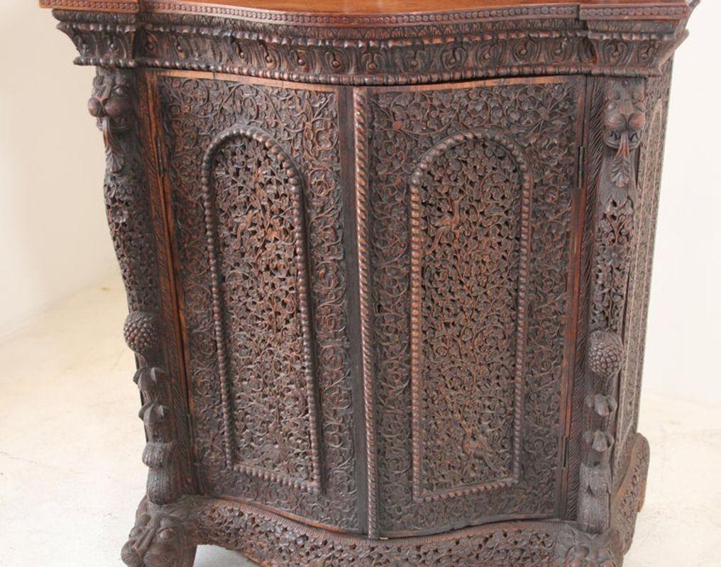 Antique Anglo Indian Mughal Sideboard or Dry Bar Cabinet For Sale 4