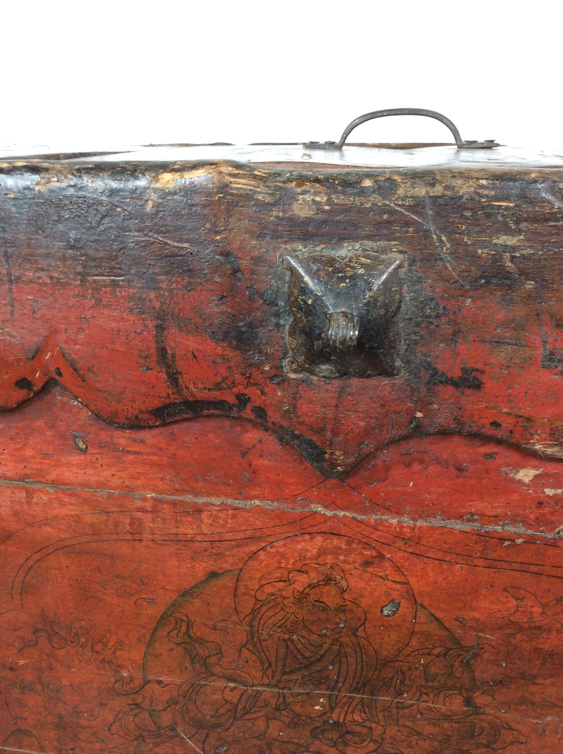 Malle ancienne en bois tendre anglo-indien avec quincaillerie unique en vente 6