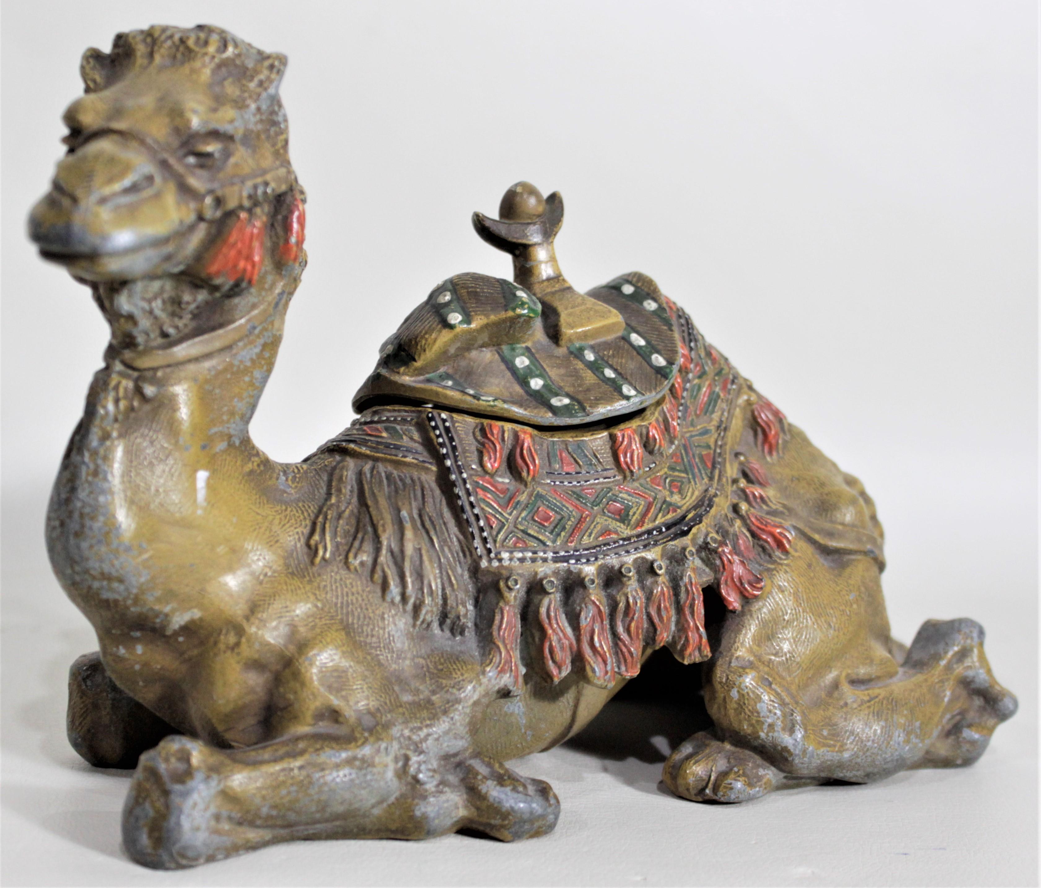 Anglo-indien Encrier ou sculpture figurative en métal moulé de style anglo-indien en vente