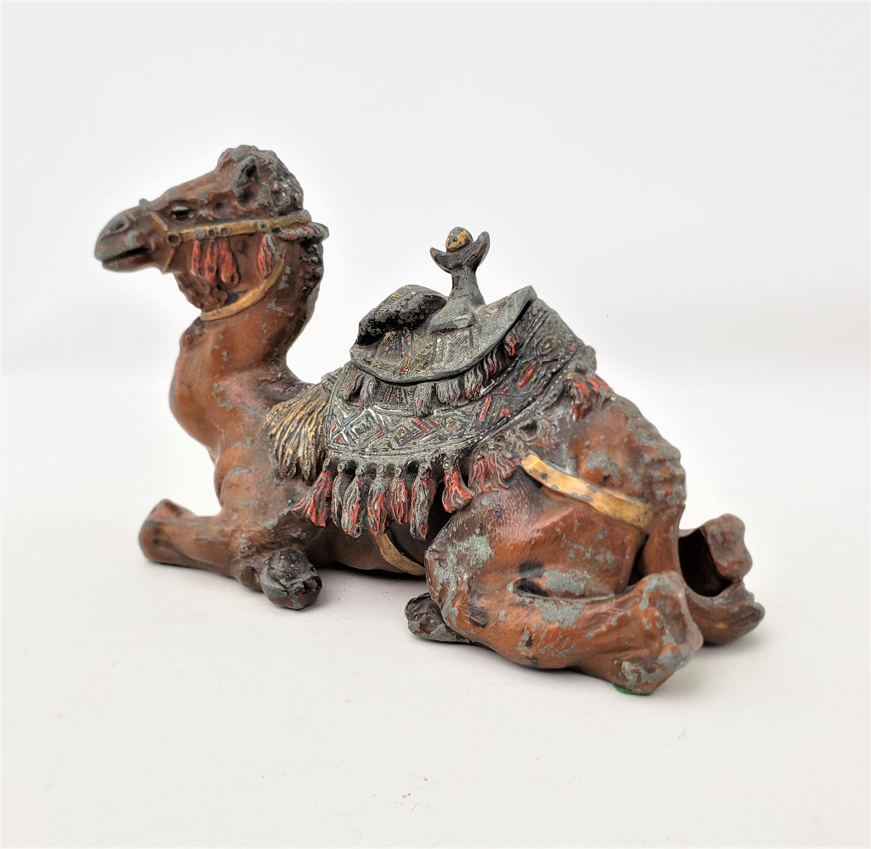 Anglo-indien Encrier ou sculpture figurative en métal moulé de style anglo-indien antique en forme de camel en vente
