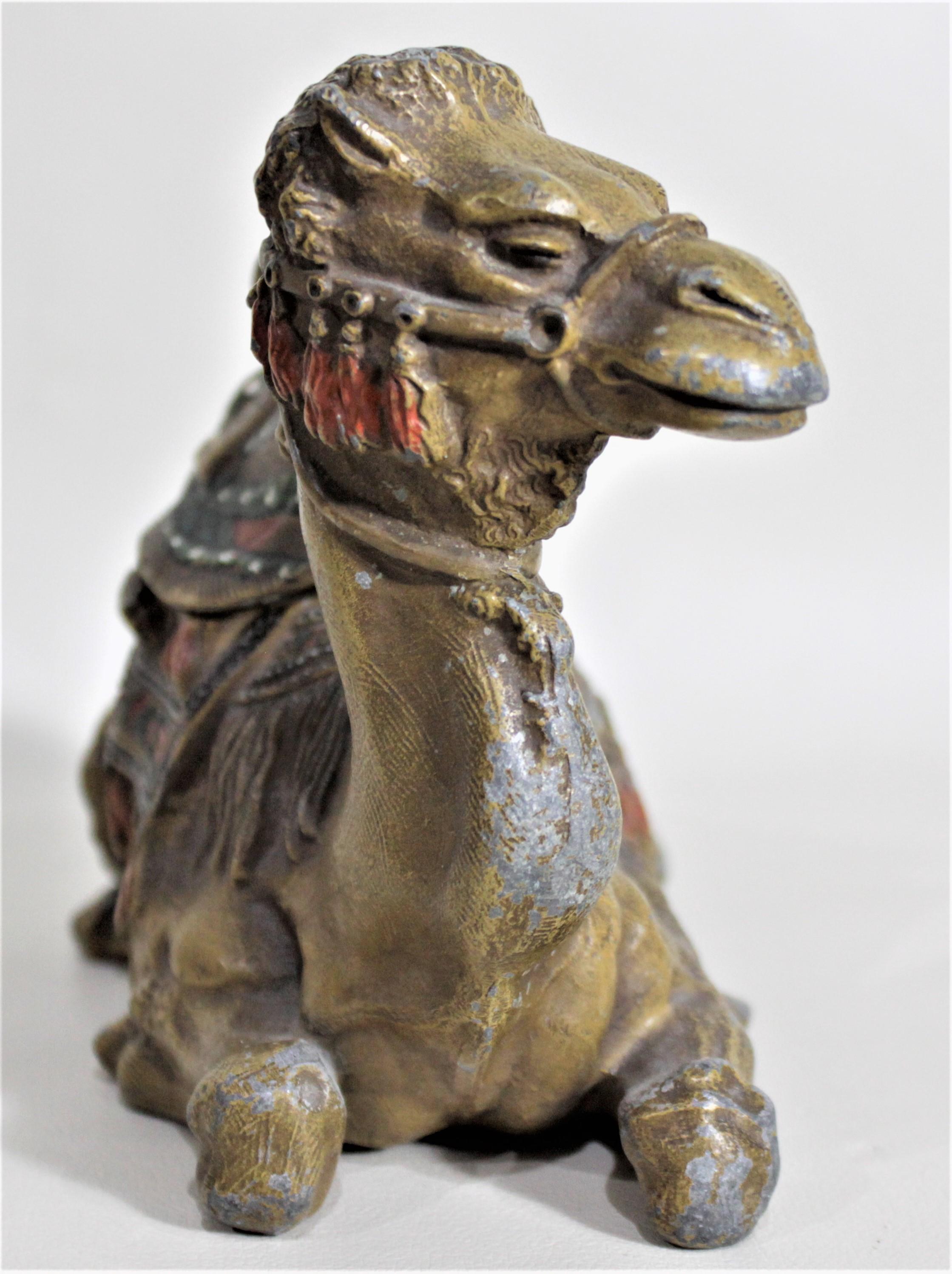 Autrichien Encrier ou sculpture figurative en métal moulé de style anglo-indien en vente