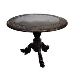 Table de salle à manger ancienne AngloIndia Center o avec sculptures florales et dragons