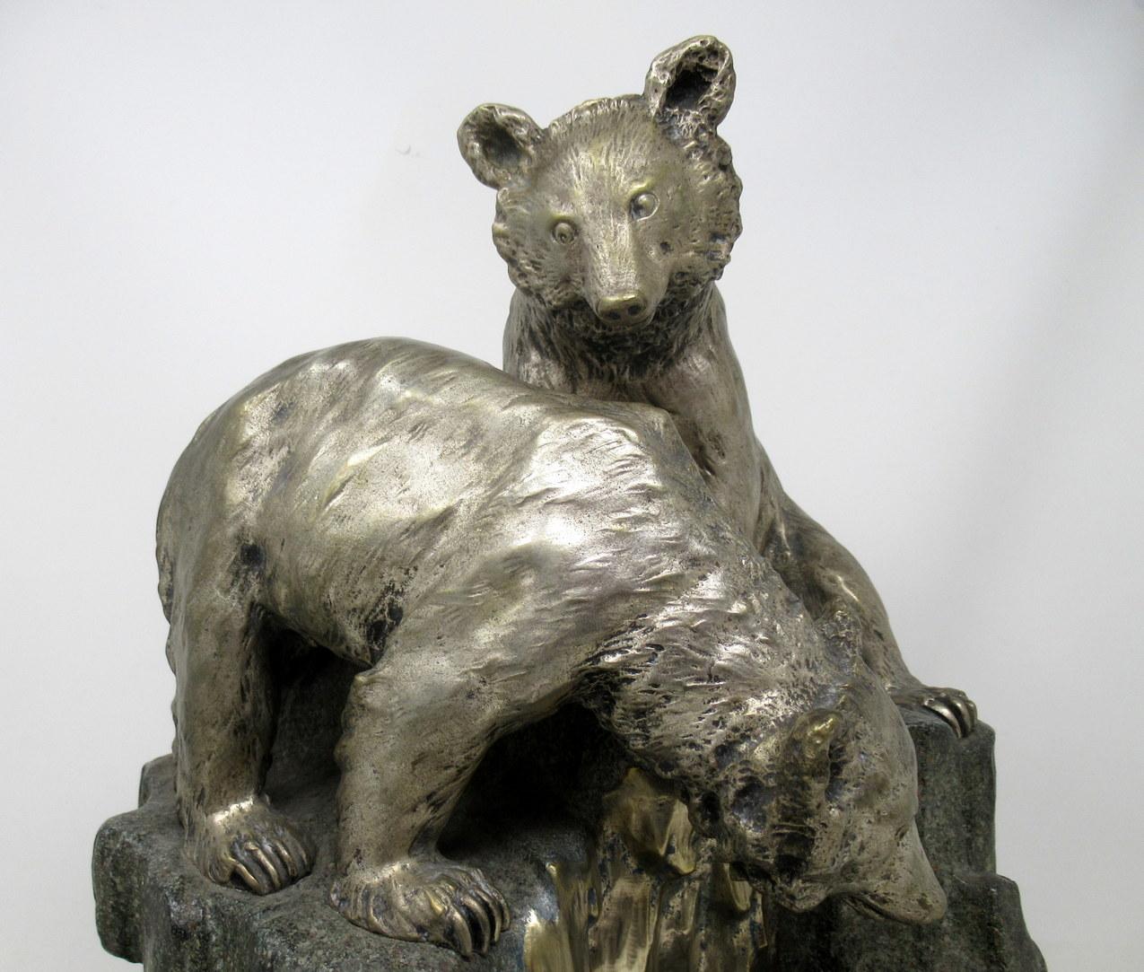 French Antique Animal Bear Bronze Group on Green Marble by Giuseppe Gambogi 1862-1938 