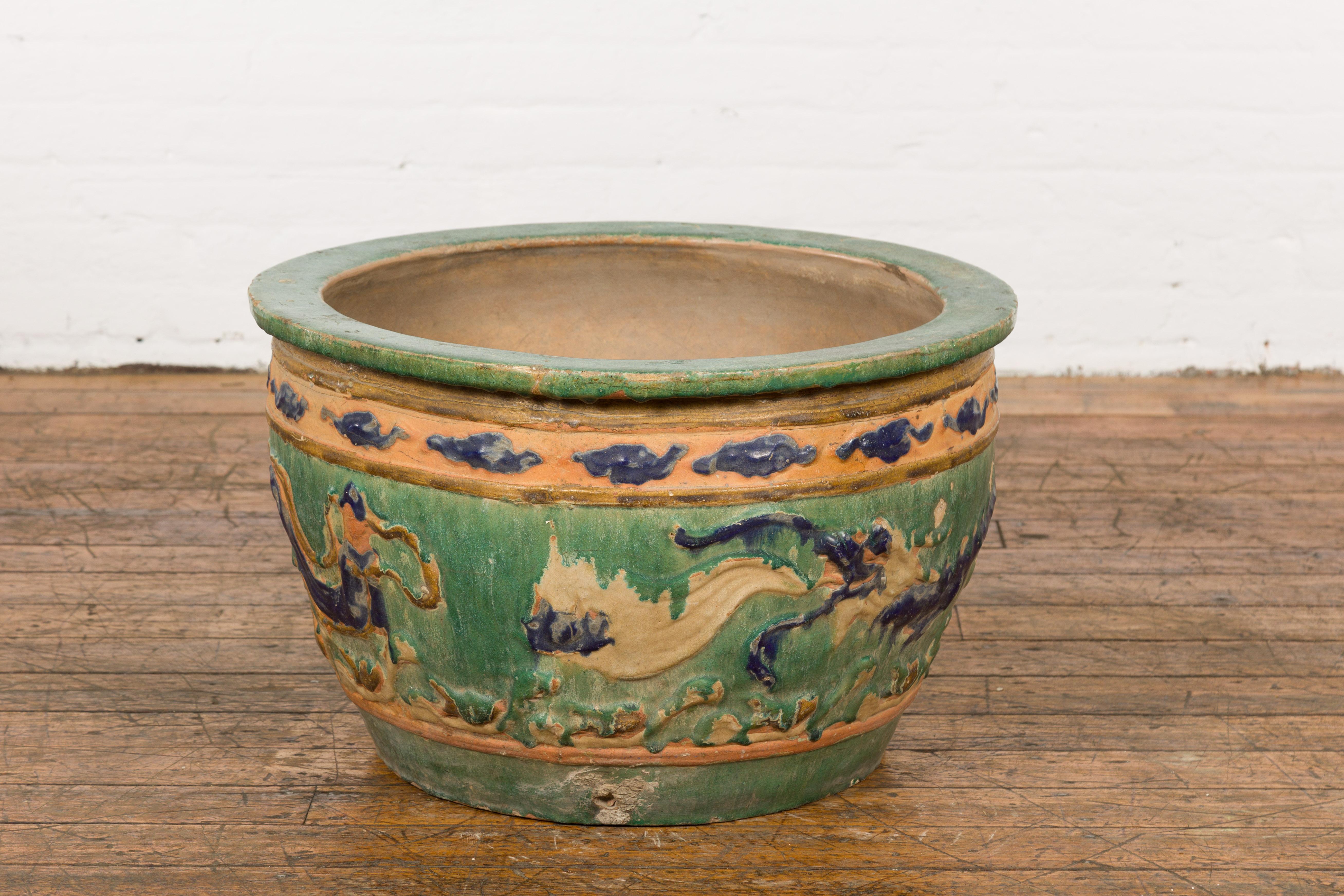 Annamese 19th Century Planter with Green Glaze Décor For Sale 5