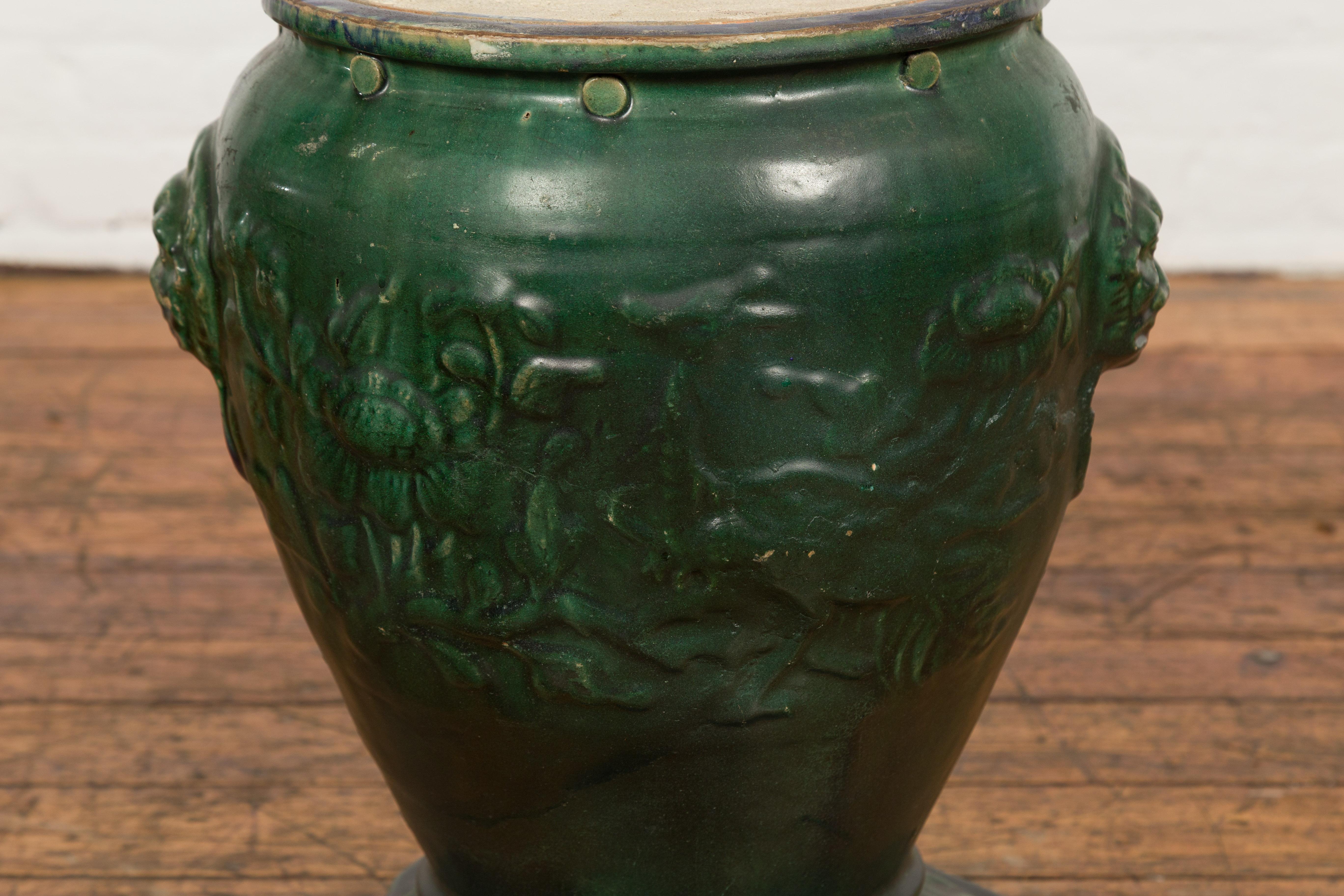 Siège de jardin antique en céramique émaillée verte Annamese sur base façonnée en vente 2
