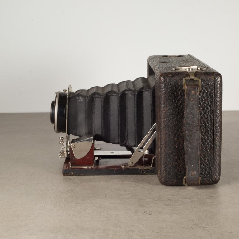 Antique Ansco No. 4 Folding Mahogany and Leather Camera c.1907 In Good Condition For Sale In San Francisco, CA