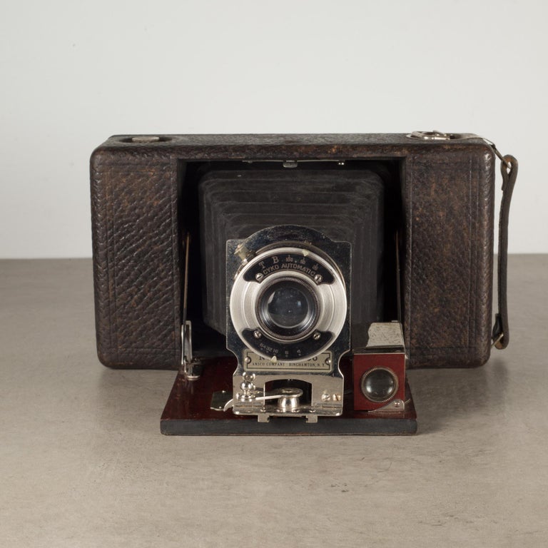 20th Century Antique Ansco No. 4 Folding Mahogany and Leather Camera c.1907 For Sale