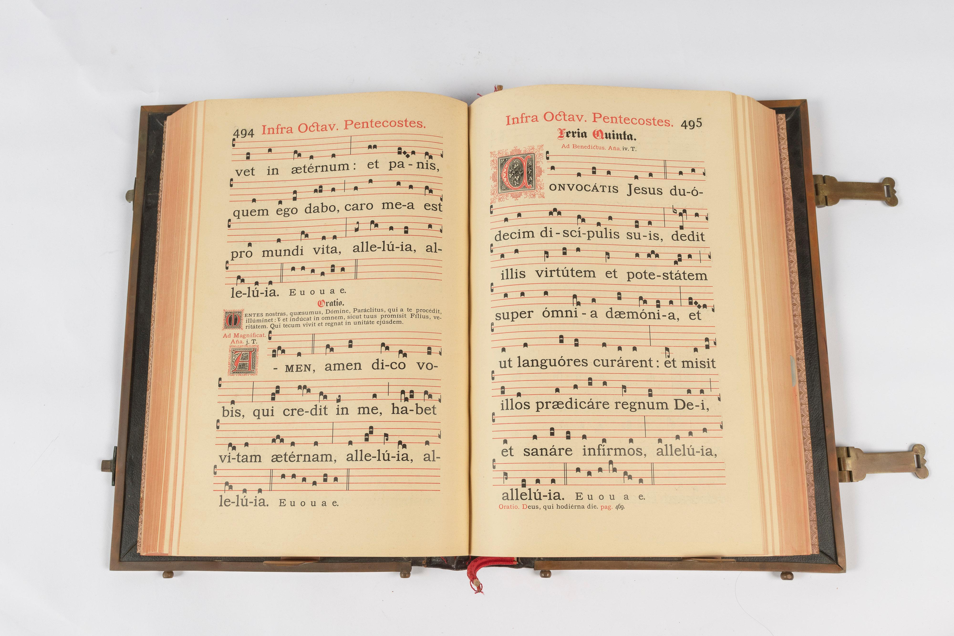 Antique Antiphonarium Cisterciense, Par Hiemalis, Choir Book for Winter, 1903 For Sale 8