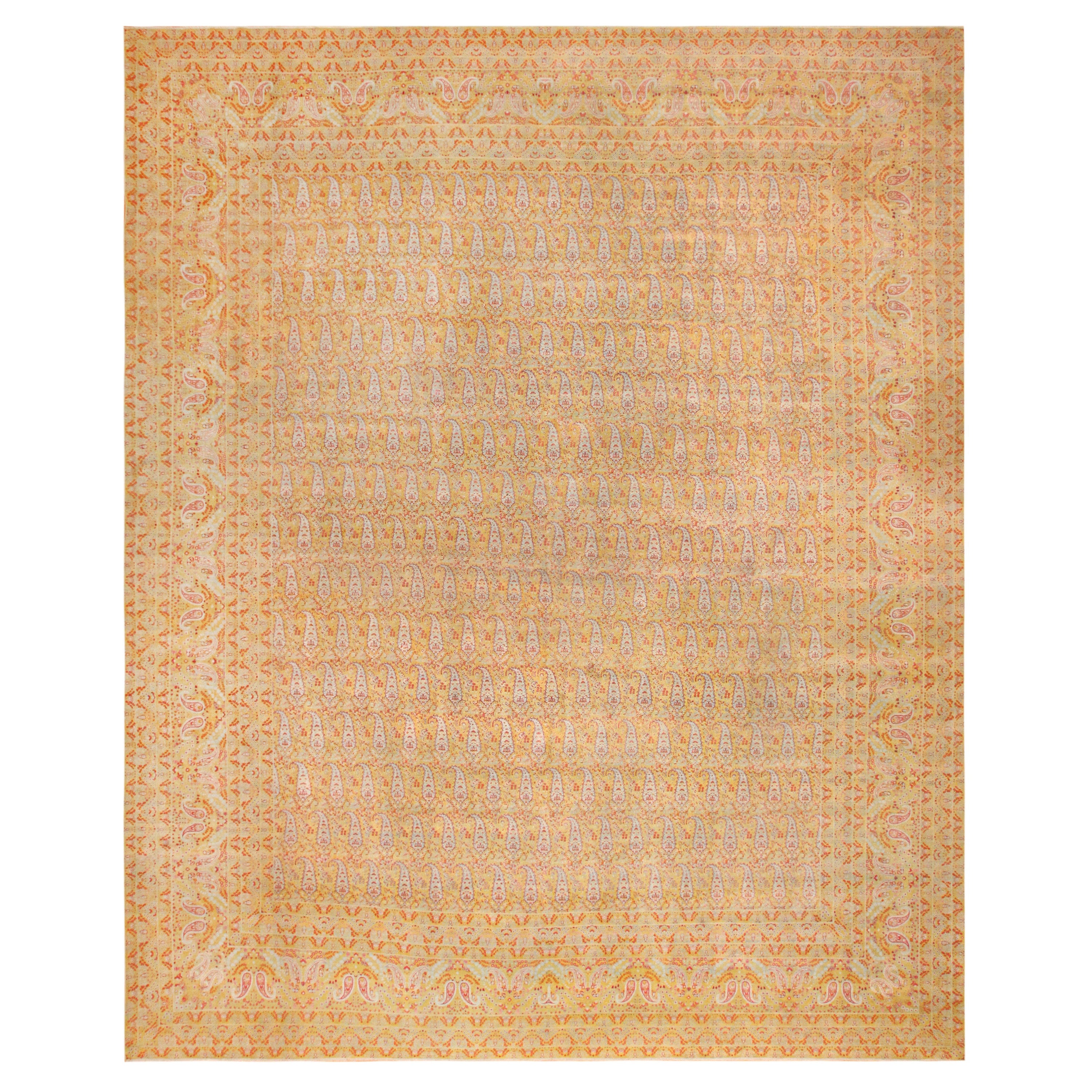 Alfombra Persa Kerman Antigua. 14 pies 3 pulgadas x 17 pies 3 pulgadas en venta