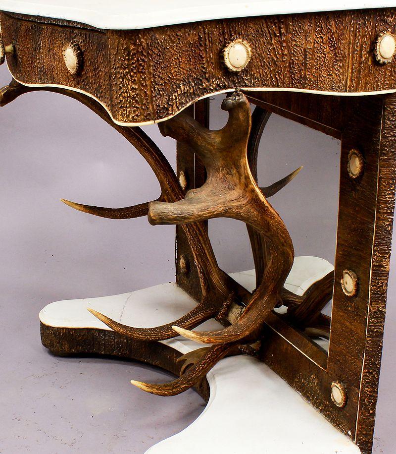 German Antique Antler Mirror with Console Table, Austria, ca. 1860 For Sale