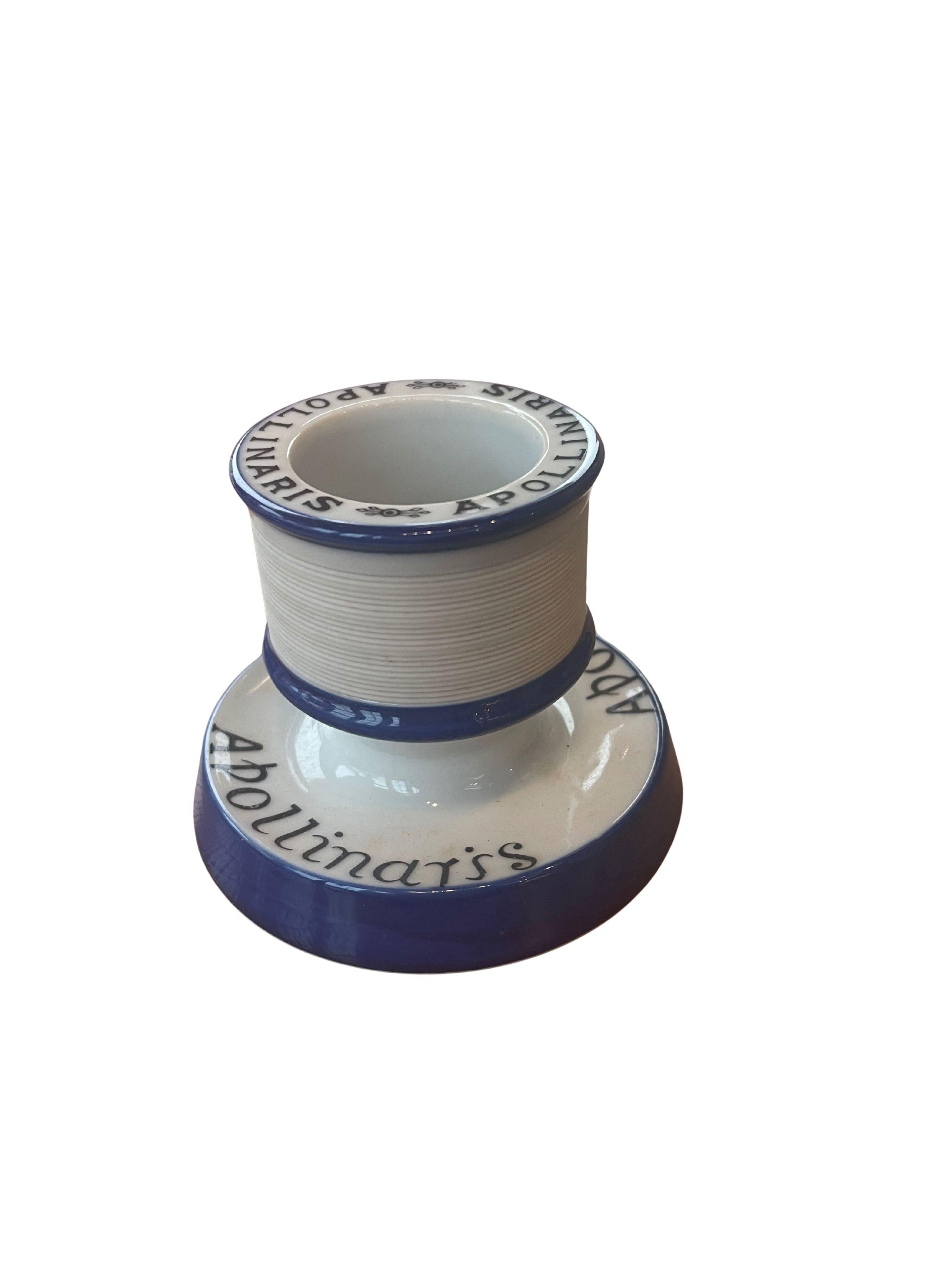 Antiker Apollinaris Keramik Streichholzklopfer (Französisch) im Angebot