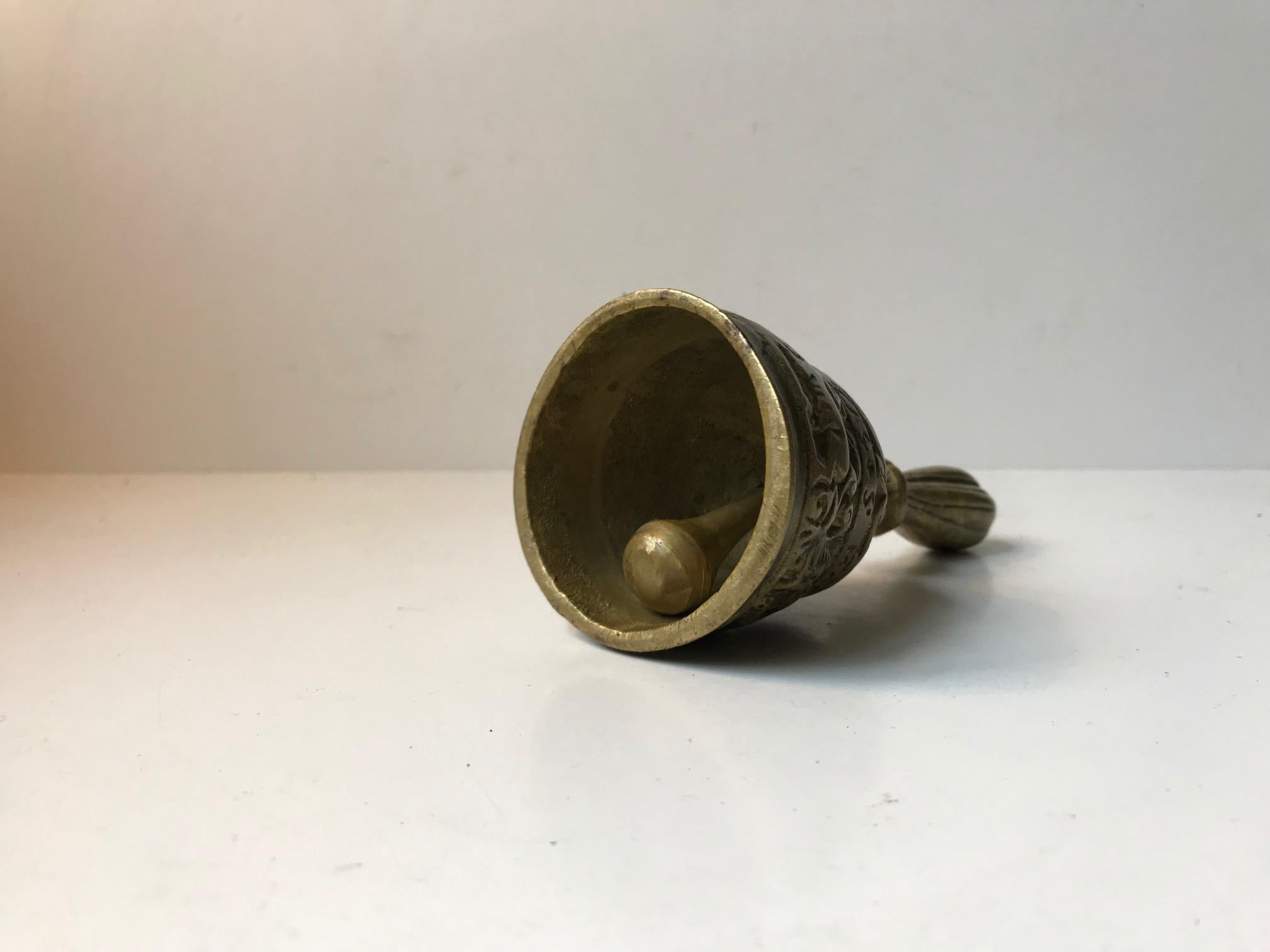 Antique Apostle Brass Bell, circa 1800 In Good Condition In Esbjerg, DK