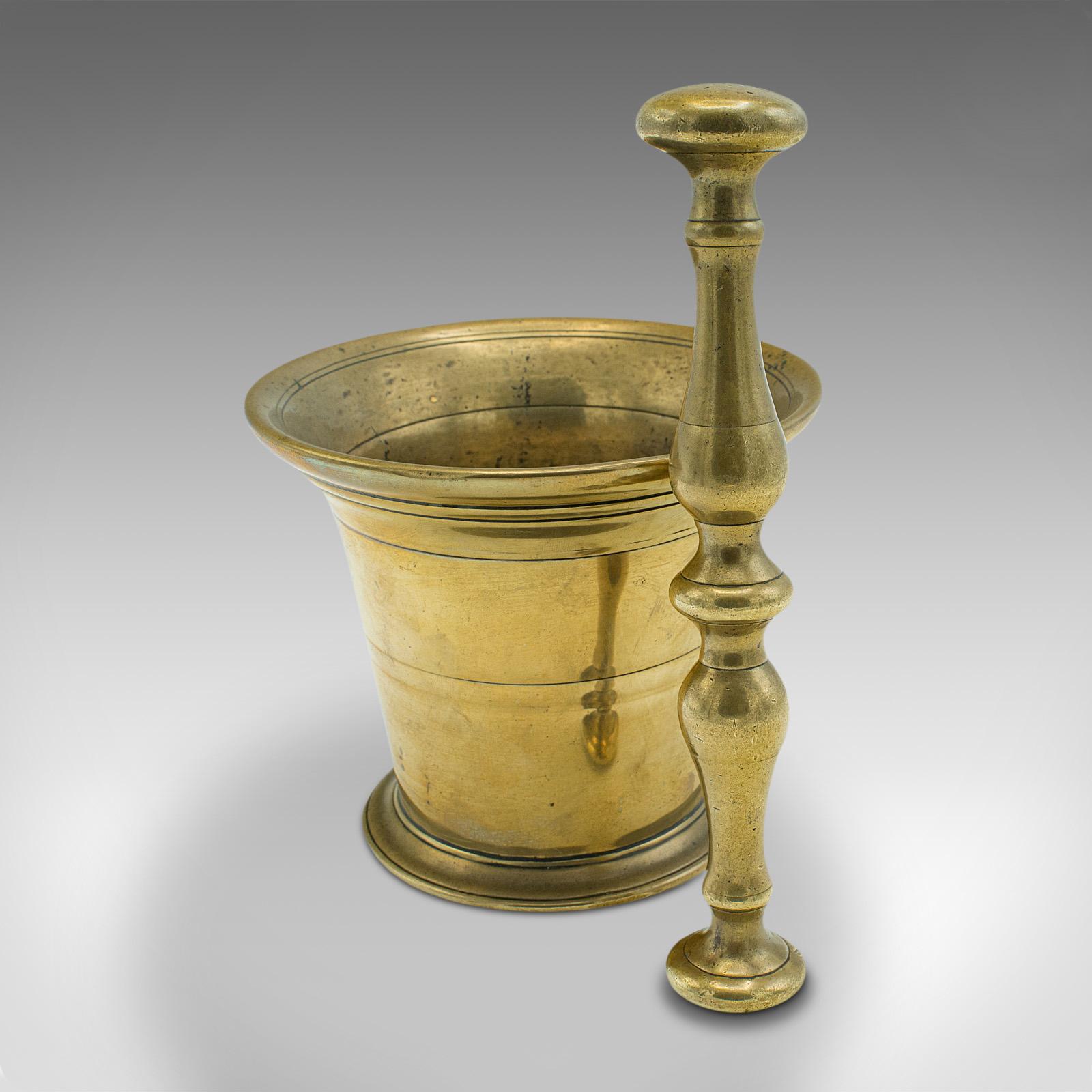 Antique Apothecary Mortar and Pestle, English, Brass, Chemist, Victorian, C.1850 For Sale 4