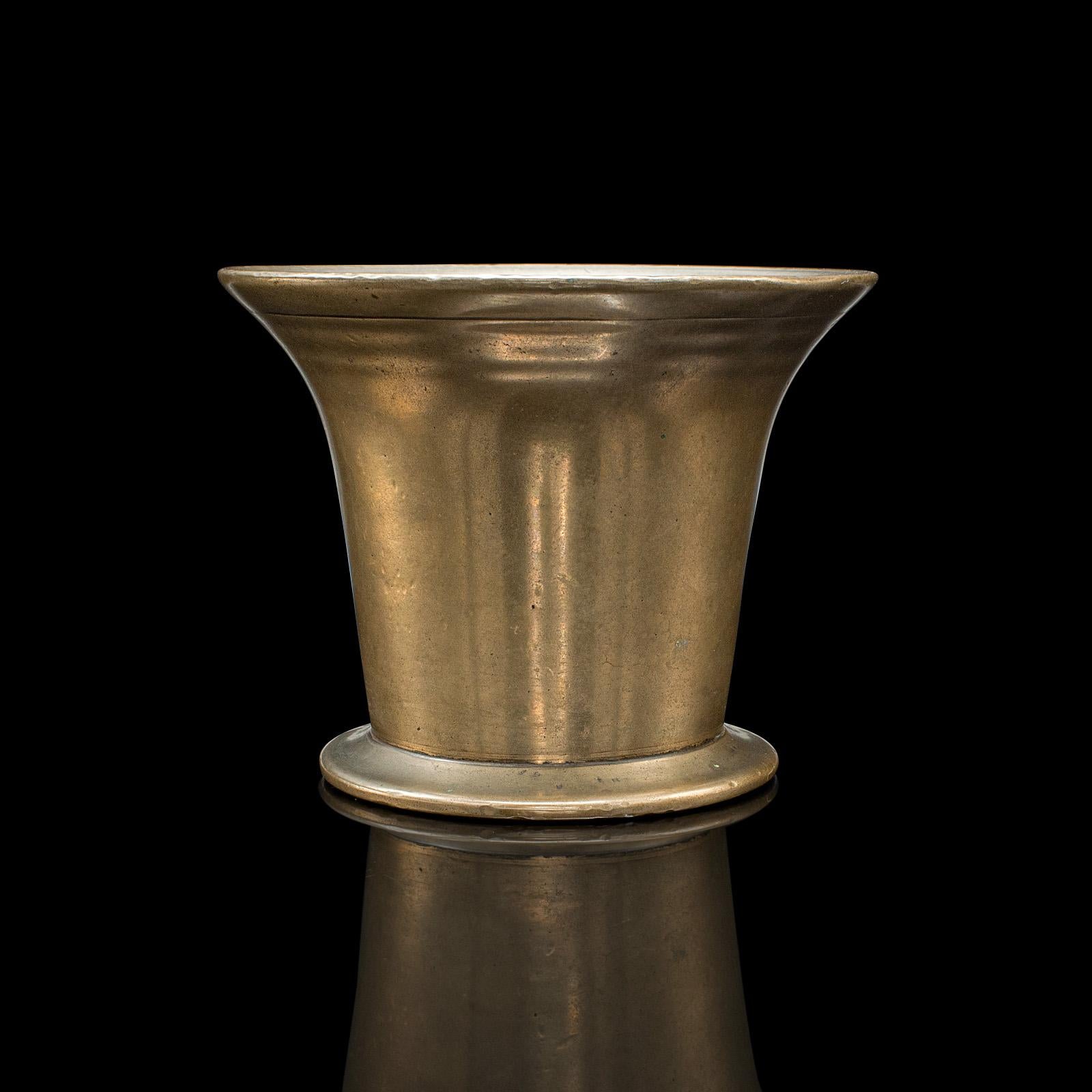 Antique Apothecary Mortar & Pestle, English, Bronze, Chemist Shop Aid, Georgian In Good Condition For Sale In Hele, Devon, GB