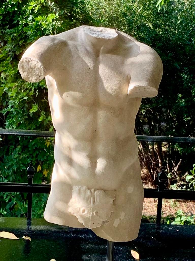 Ancienne sculpture de torse masculin Apoxyomenos en marbre, marbre blanc de Carrare, XIXe siècle en vente 13