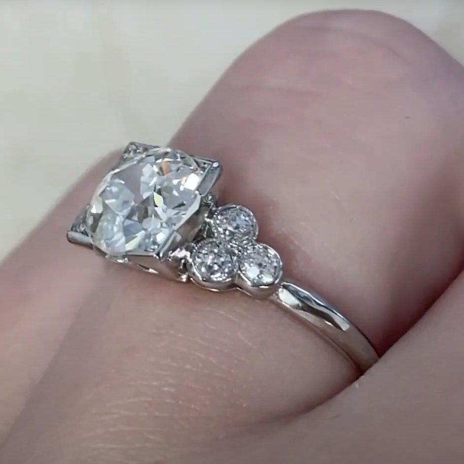Donna Anello di fidanzamento con diamante antico (circa 1,60 carati) a taglio europeo, platino in vendita